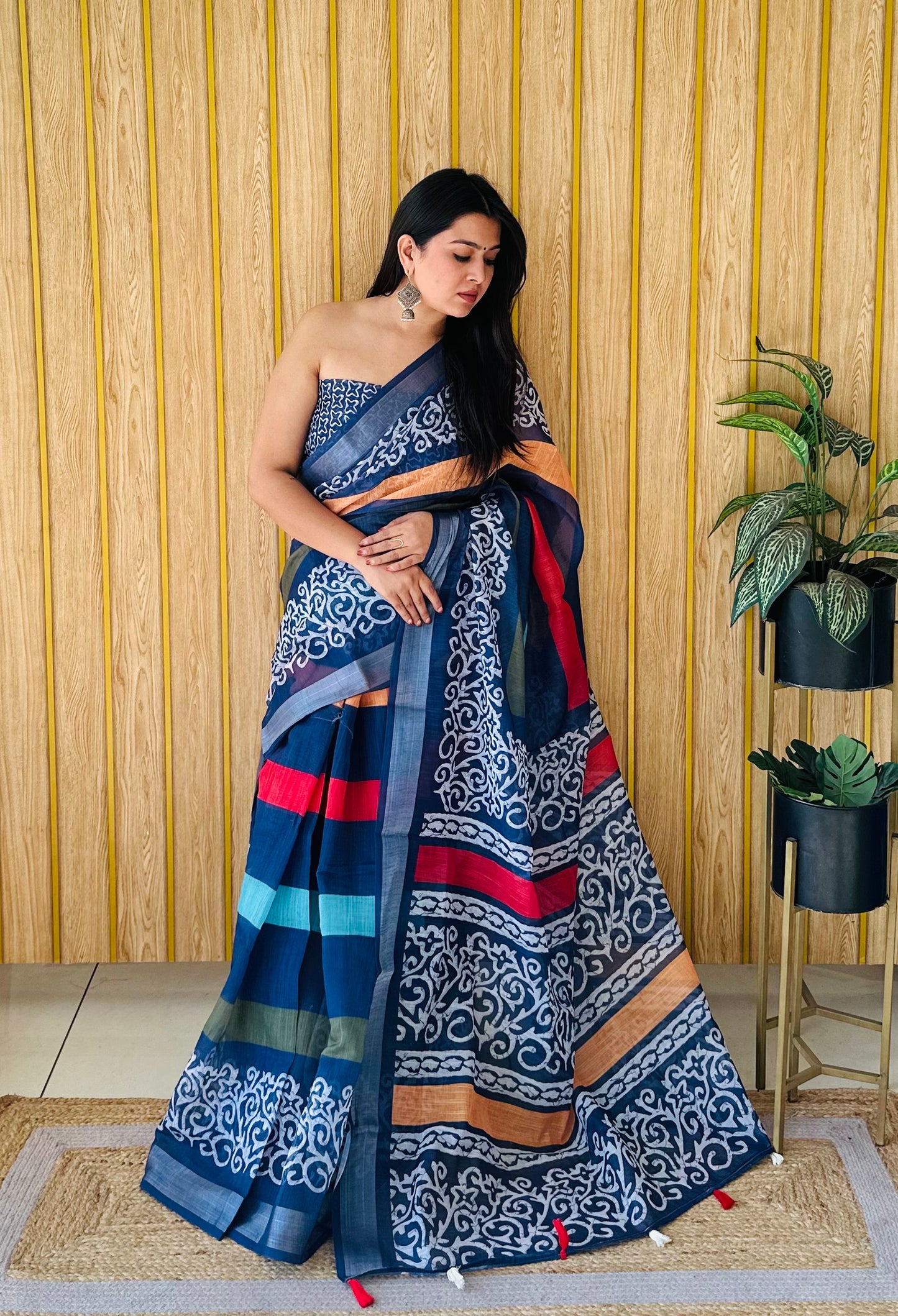 Royal Blue Khushboo Soft Linen Cotton Digital Print Sarees With Batik Print With Silver Border