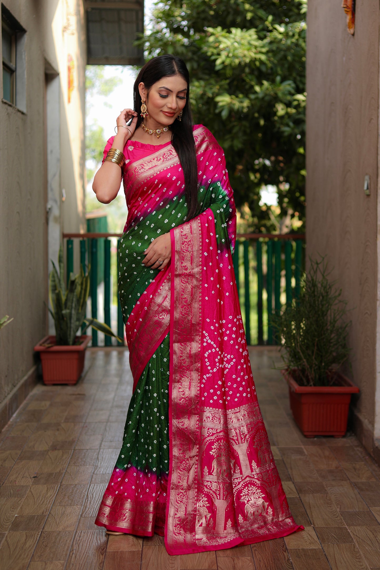Pink Vahini Pure Bandhej Silk Saree With Bandhej Border & Zari Weaving Rich Tissue Pallu