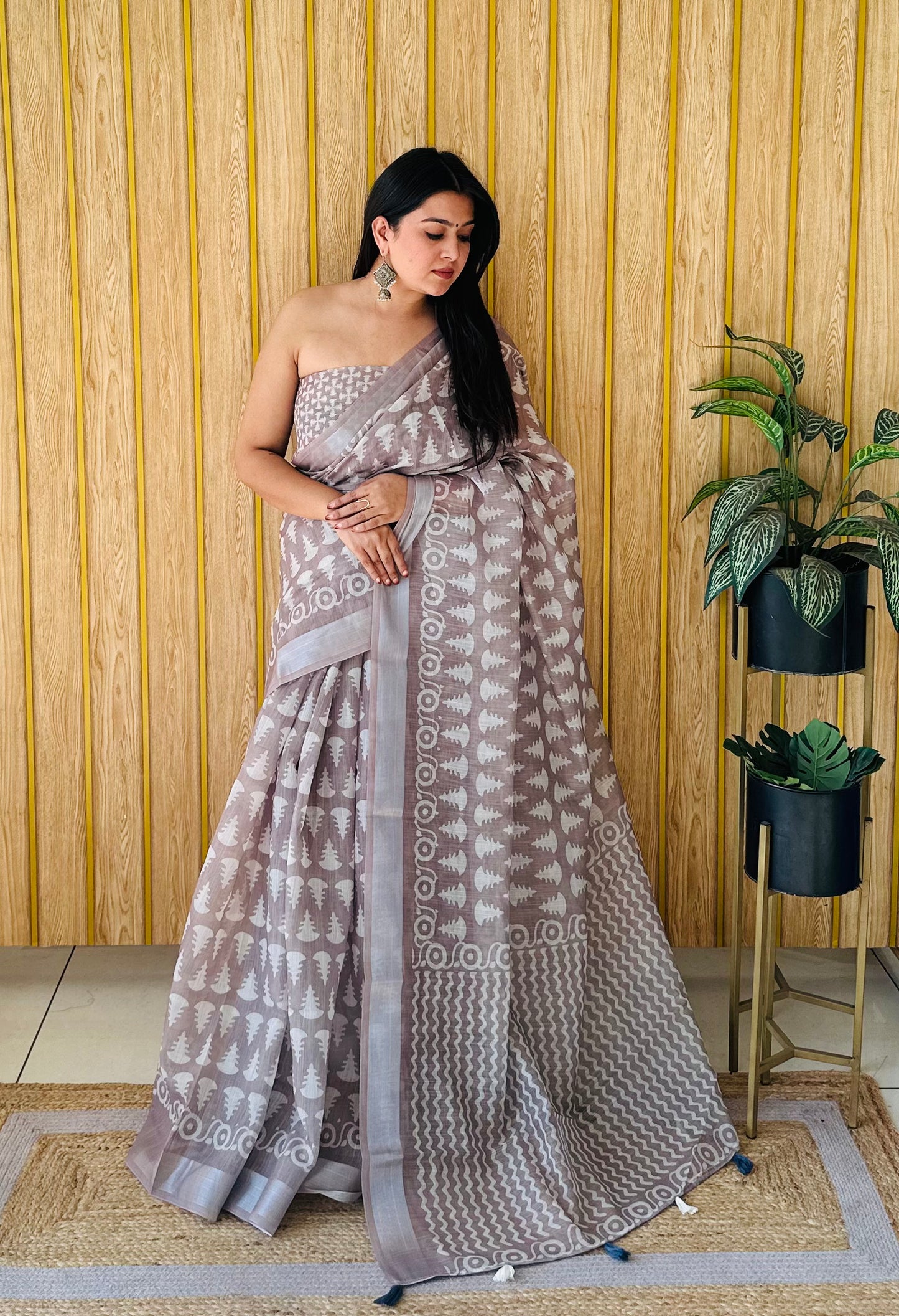 Gray Khushboo Soft Linen Cotton Digital Print Sarees With Batik Print With Silver Border