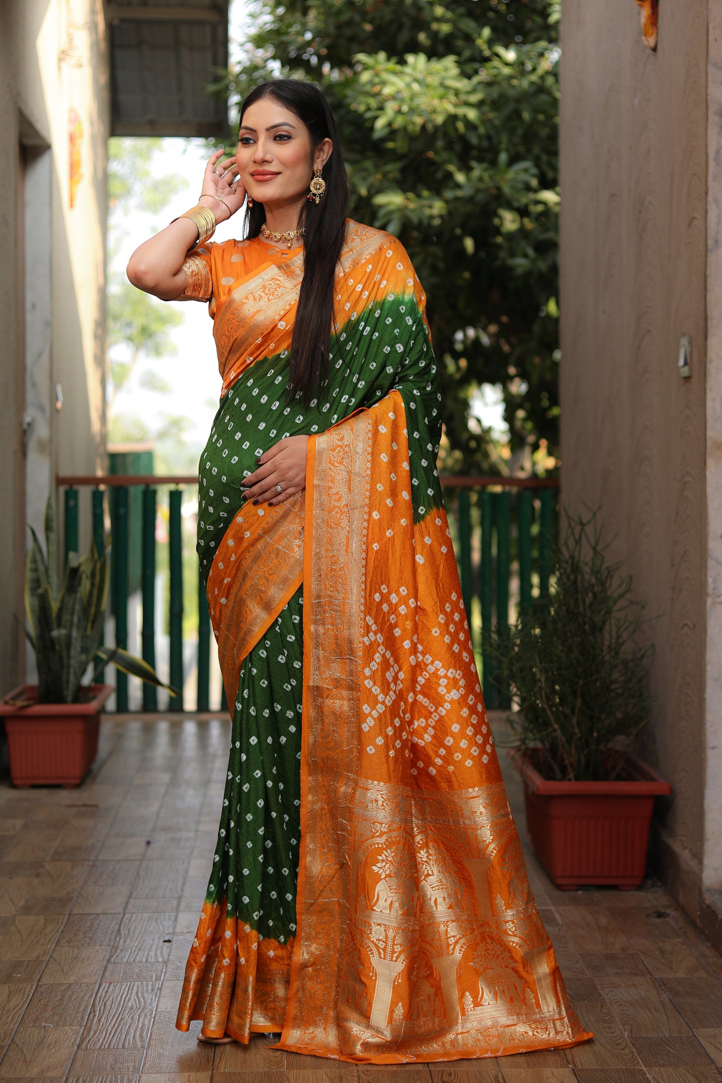 Multi Vahini Pure Bandhej Silk Saree With Bandhej Border & Zari Weaving Rich Tissue Pallu