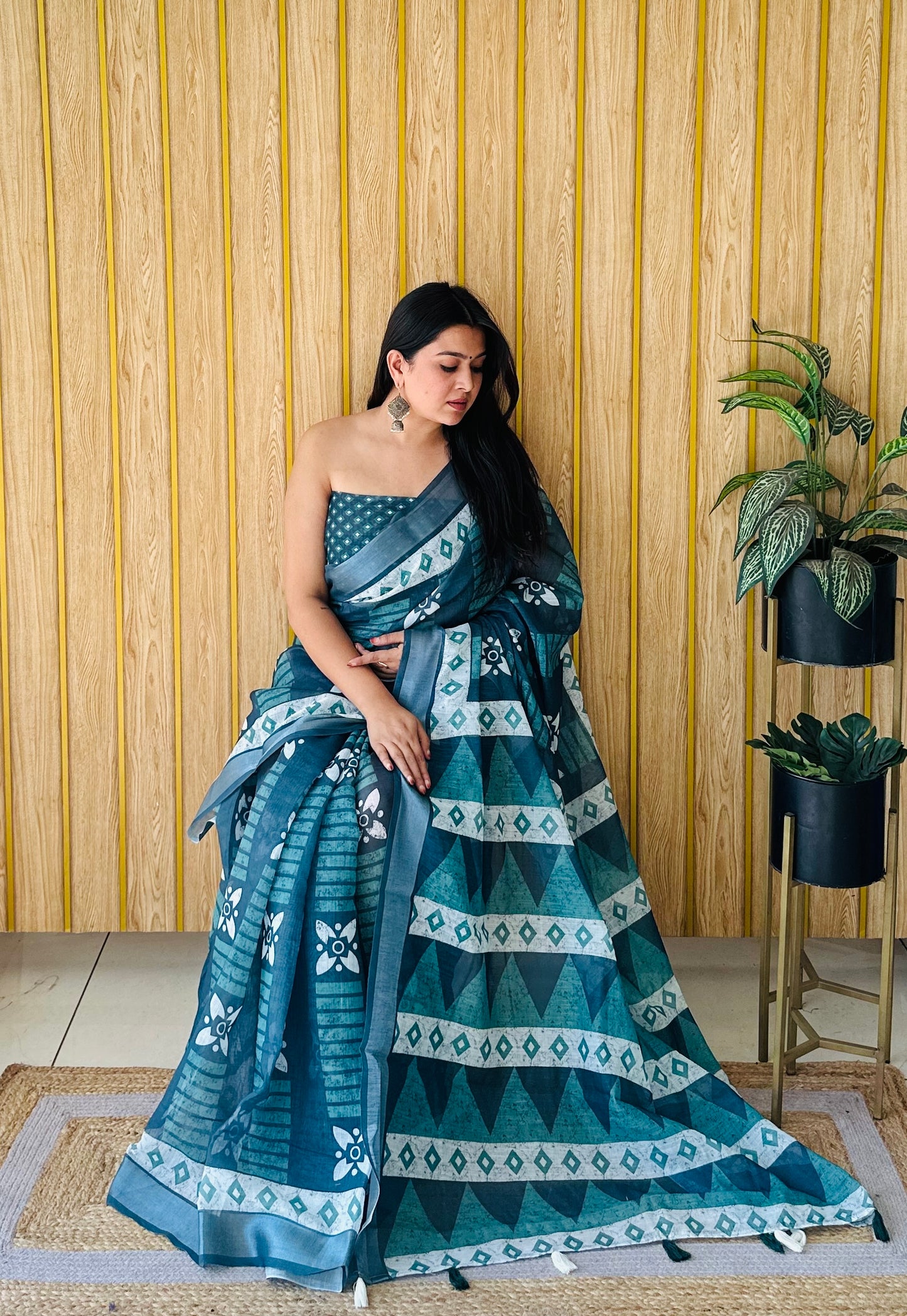 Light Green Shukriya Soft Linen Cotton Digital Print Saree With Batik Print With Silver Border