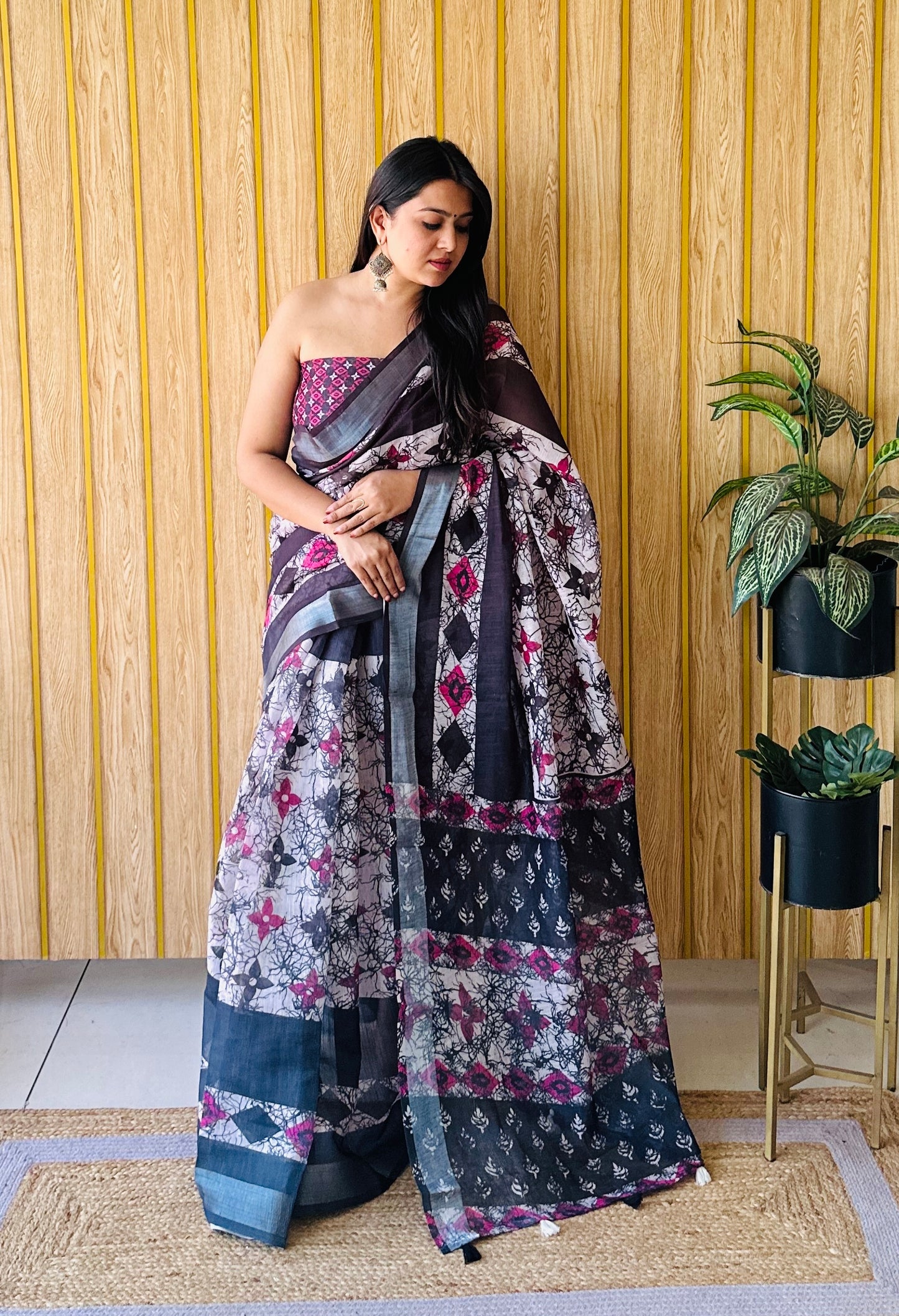 Multicolor Khushboo Soft Linen Cotton Digital Print Sarees With Batik Print With Silver Border