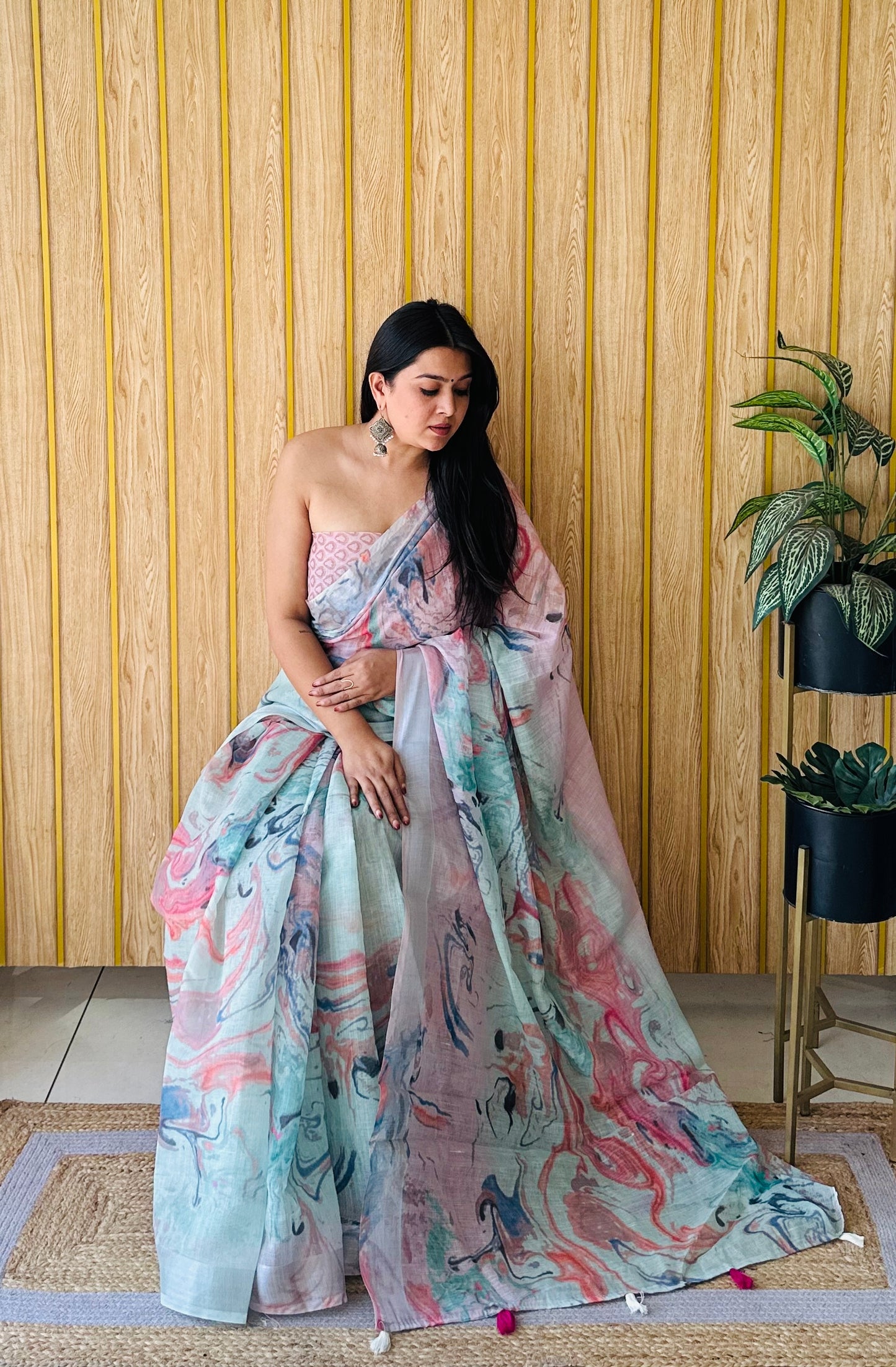 Multi Aashvi Soft Linen Cotton Digital Print Sarees With Batik Print With Silver Border