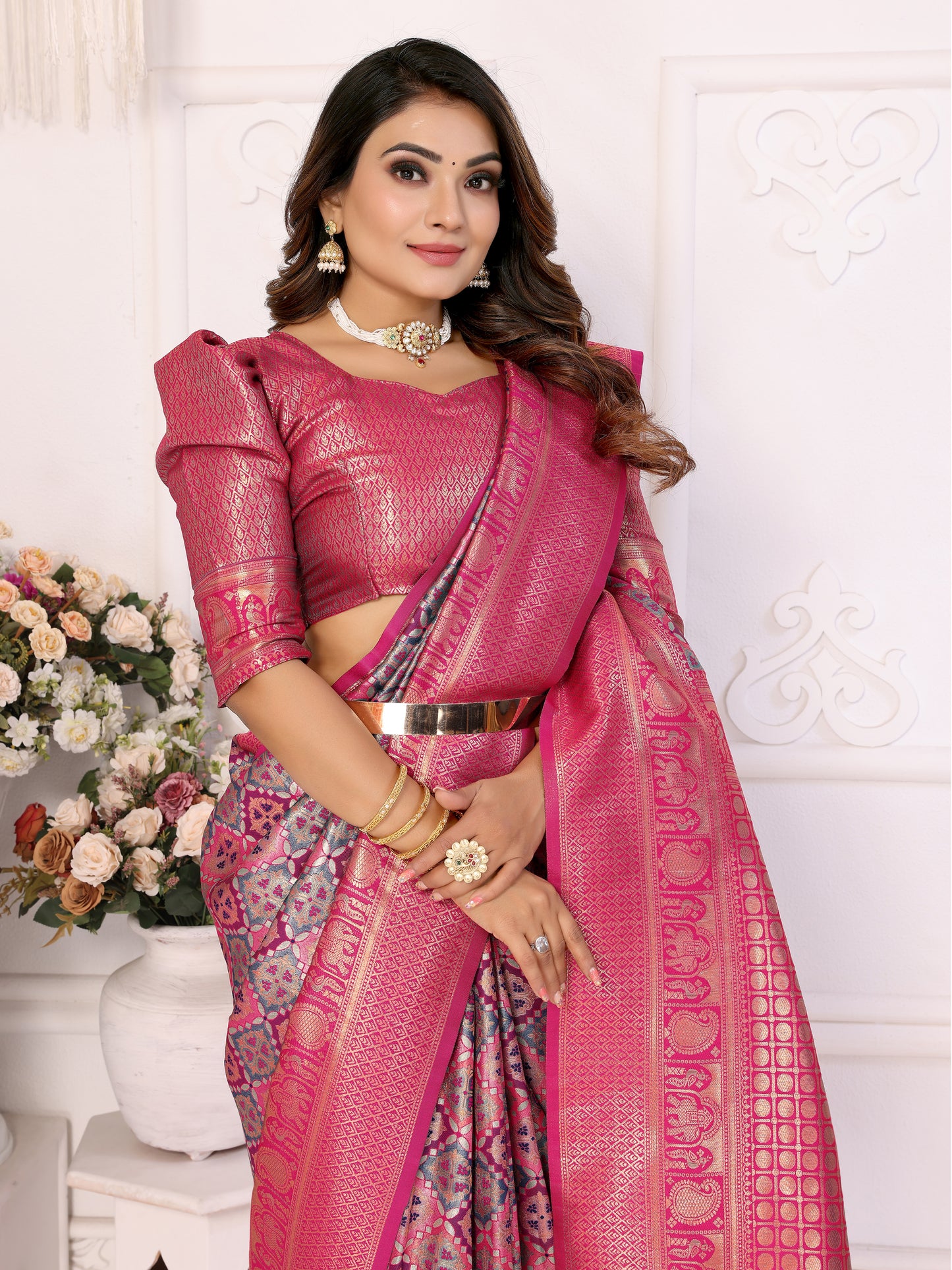 Multi Chaturi-2 Banarasi Chaturi silk saree Jari weaving Border and Weaving rich pallu