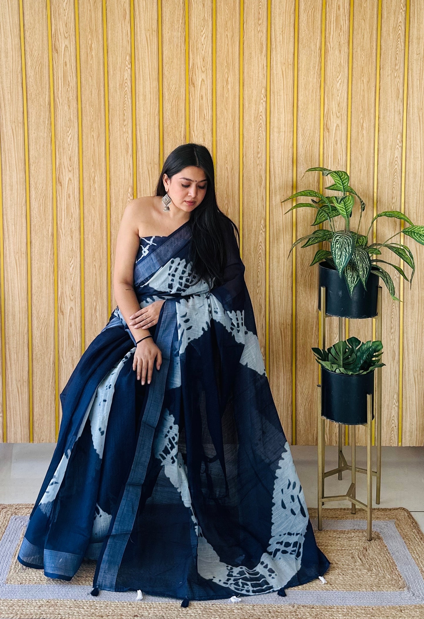 Navy Blue Aarya-3 Soft Linen Cotton Digital Print Sarees With Batik Print With Silver Border