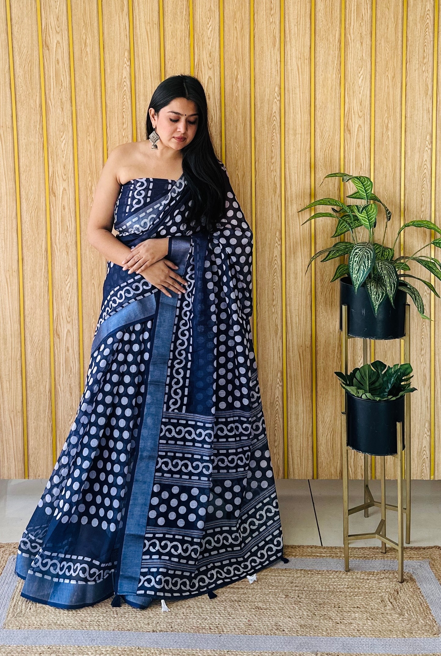 Navy Blue Aarya-4 Soft Linen Cotton Digital Print Sarees With Batik Print With Silver Border