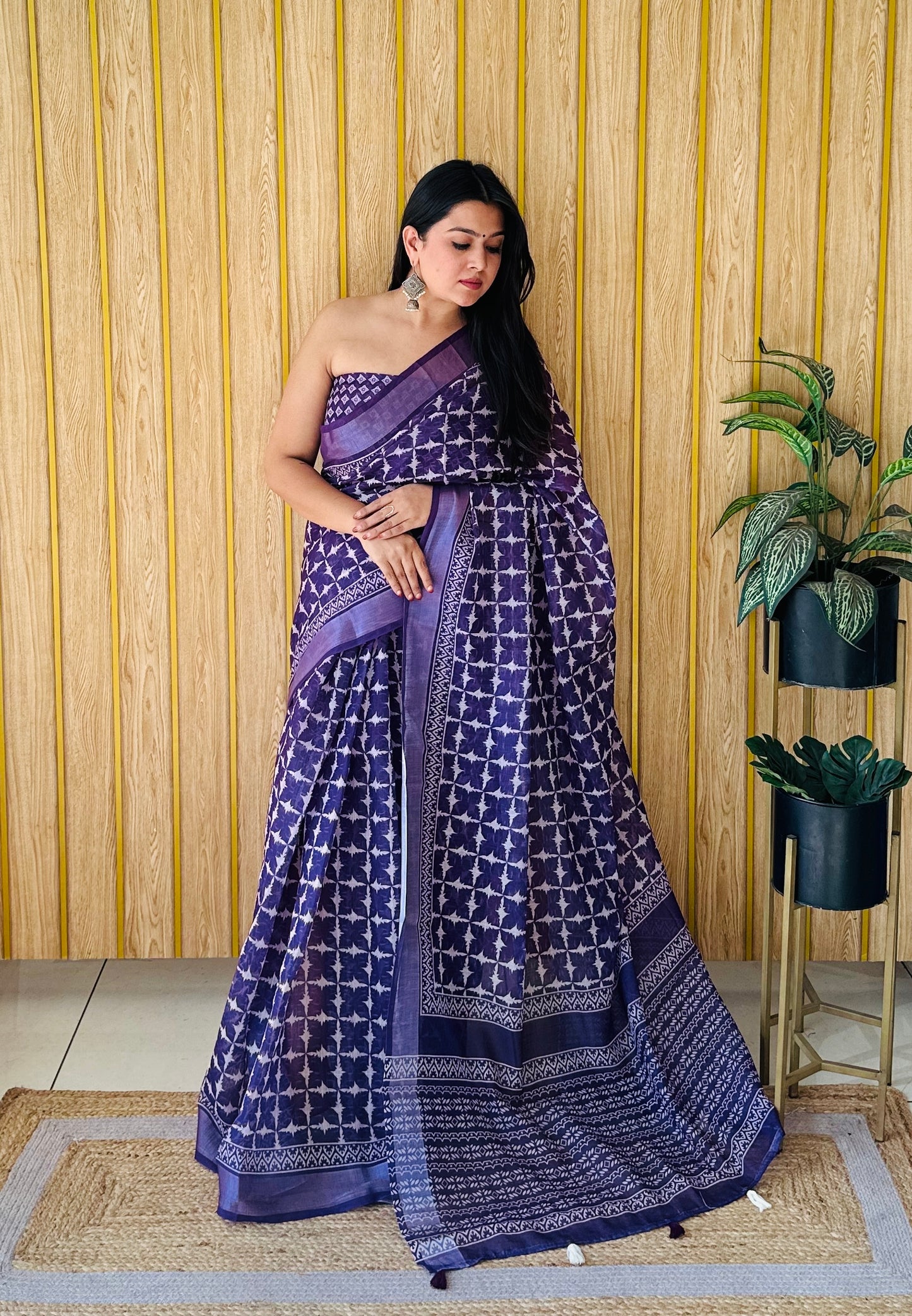 Purple Shukriya Soft Linen Cotton Digital Print Saree With Batik Print With Silver Border