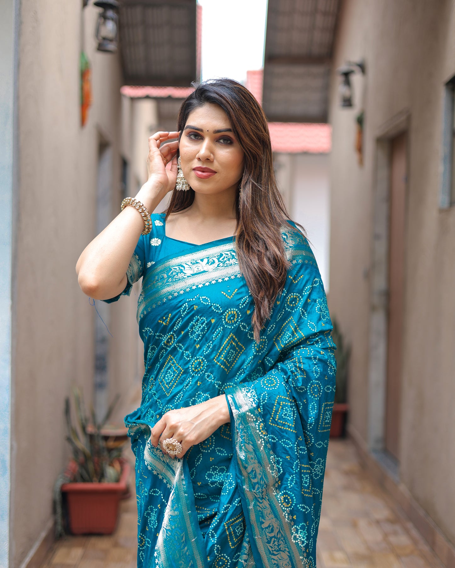 Sky Pushpavati Soft Dola Silk Bandhej Sarees With Kanchi Weaving Border With Multicolour Bandhej Block Print Design