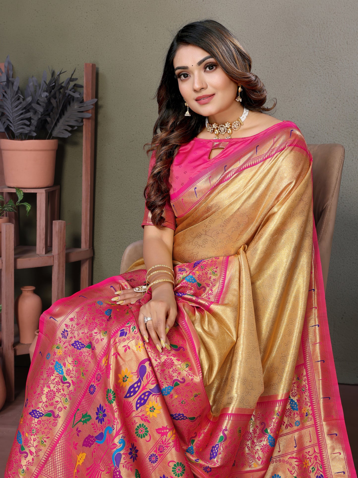 Begie Mrudangi Pure Banarasi Tissue silk sarees contrast Paithani woven border classic pallu