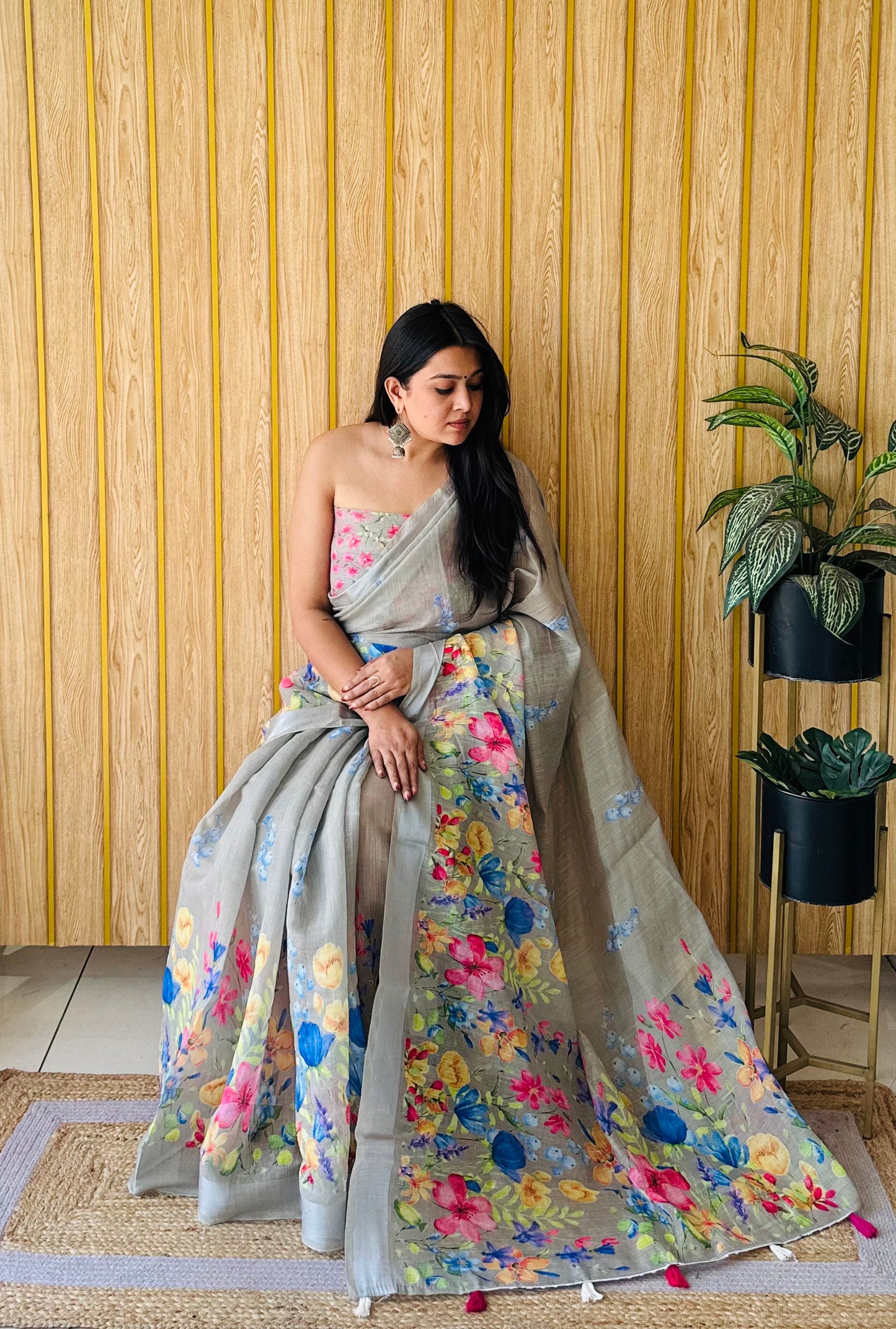 Gray Ritika Soft Linen Cotton Digital Print Saree With Batik Print With Silver Border