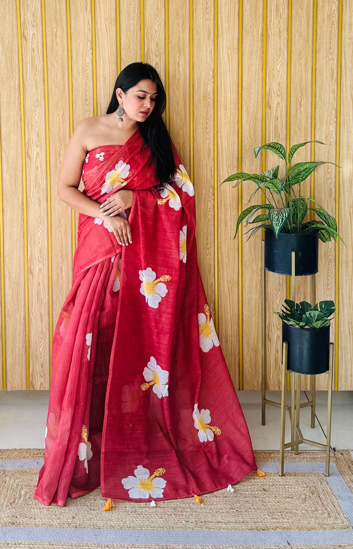 Red Champa-2 Soft Linen Cotton Digital Print Sarees With Flower Print & Printed Pallu