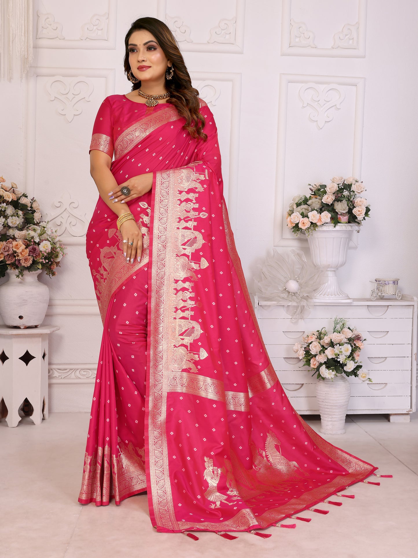 Pink Heena summer kochi silk saree with beautiful Bandhej weaving work soft comfy....