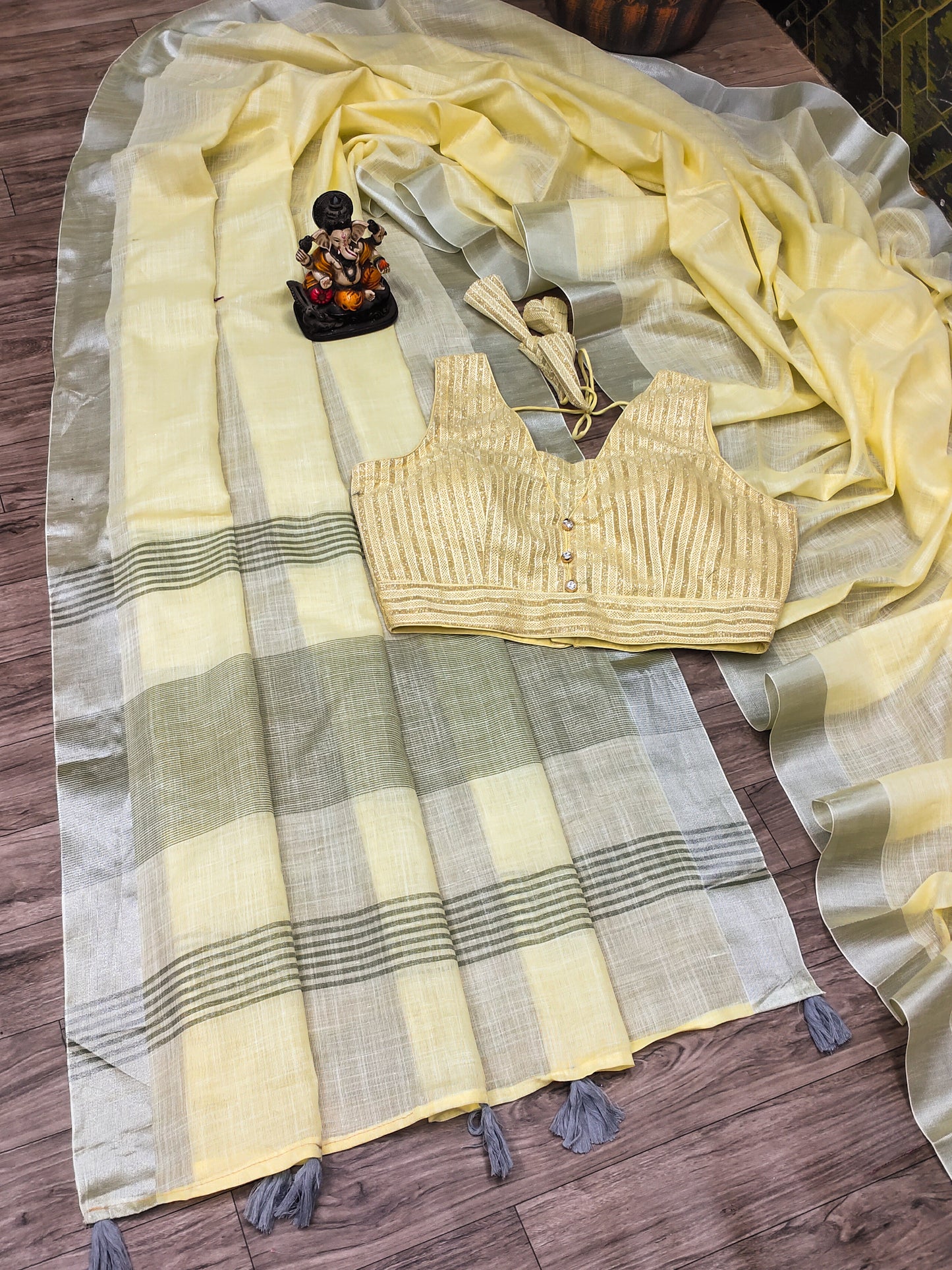 Yellow Morni-1 Linen Soft And Smooth Sarees With Plane Weaving All Over Saree