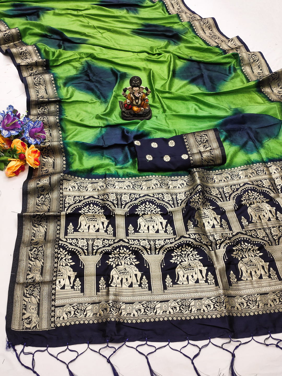 Green Prushti Sibori Print Silk Sarees With Gold Zari Minakari Border & Contrast Rich Pallu