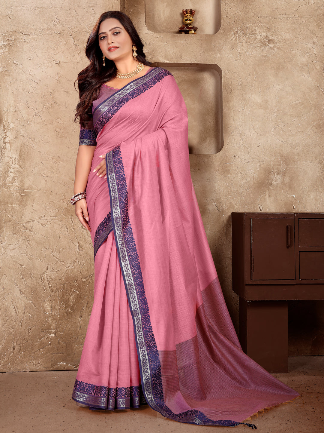 Pink Mohini-1 Linen Soft Silk Saree That Has Shine And Shimmer,Sheer Skin With Kanjivaram Border