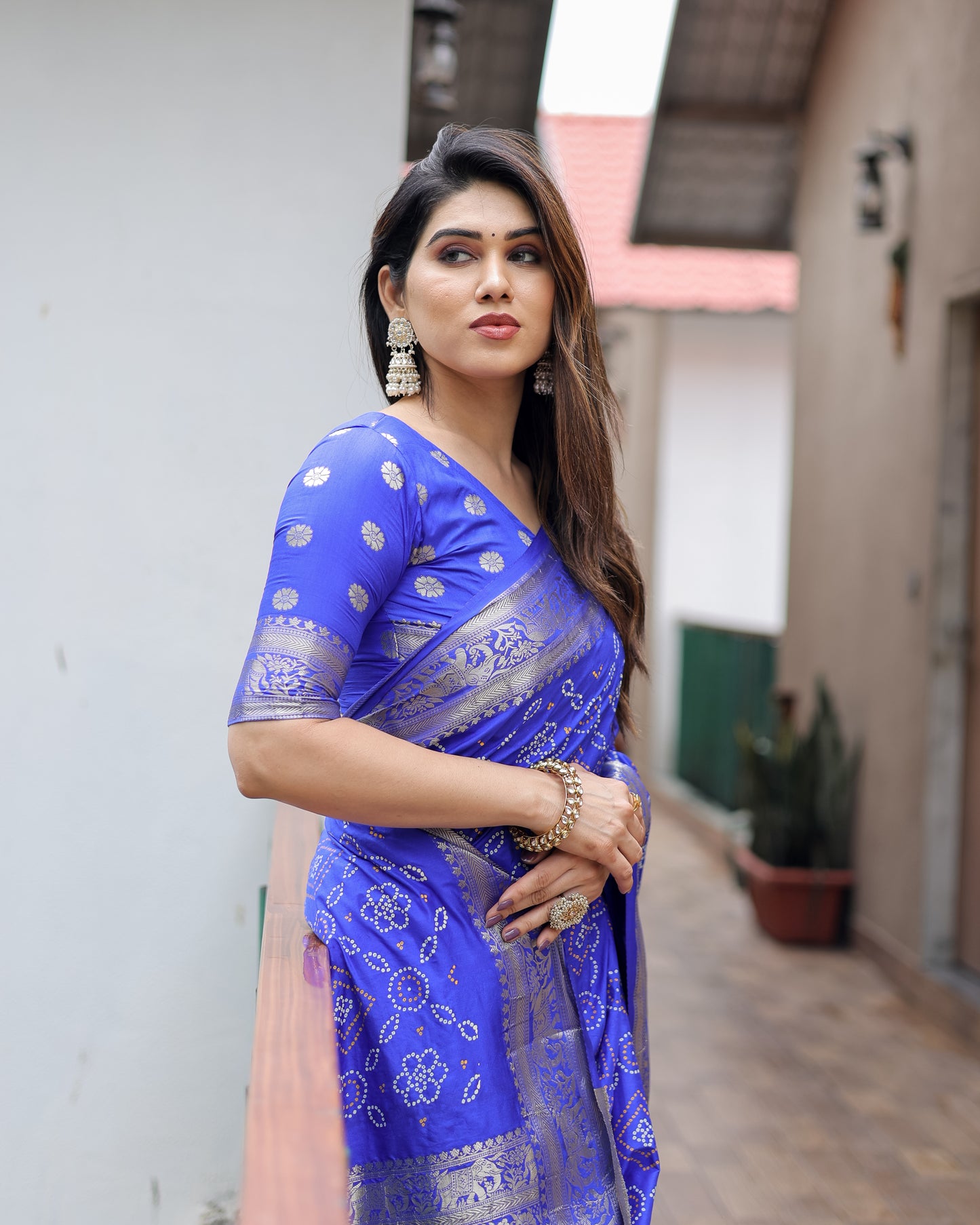 Blue Pushpavati Soft Dola Silk Bandhej Sarees With Kanchi Weaving Border With Multicolour Bandhej Block Print Design