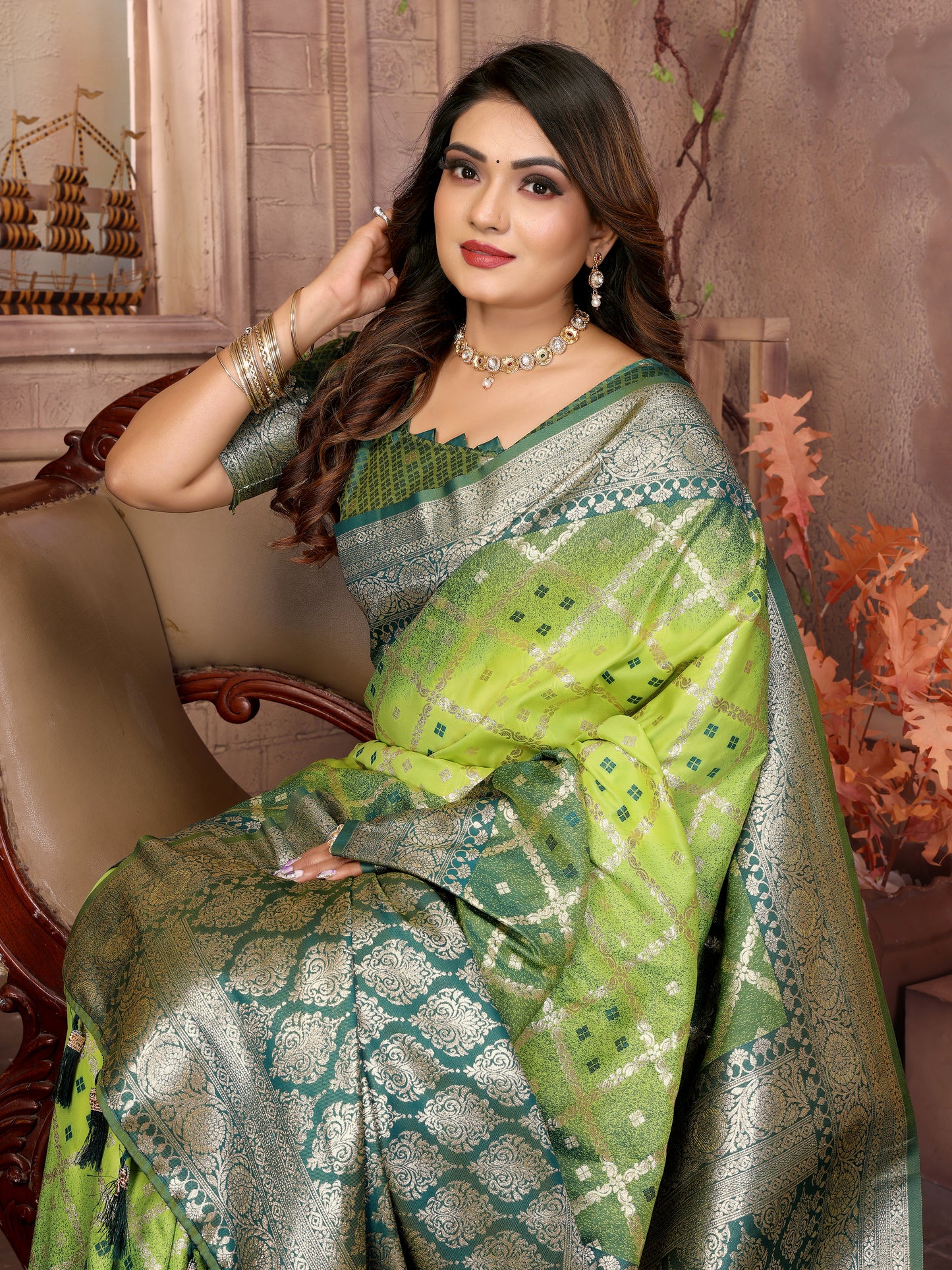 Green Kundan kochi silk saree with beautiful Checks weaving exclusive work soft comfy