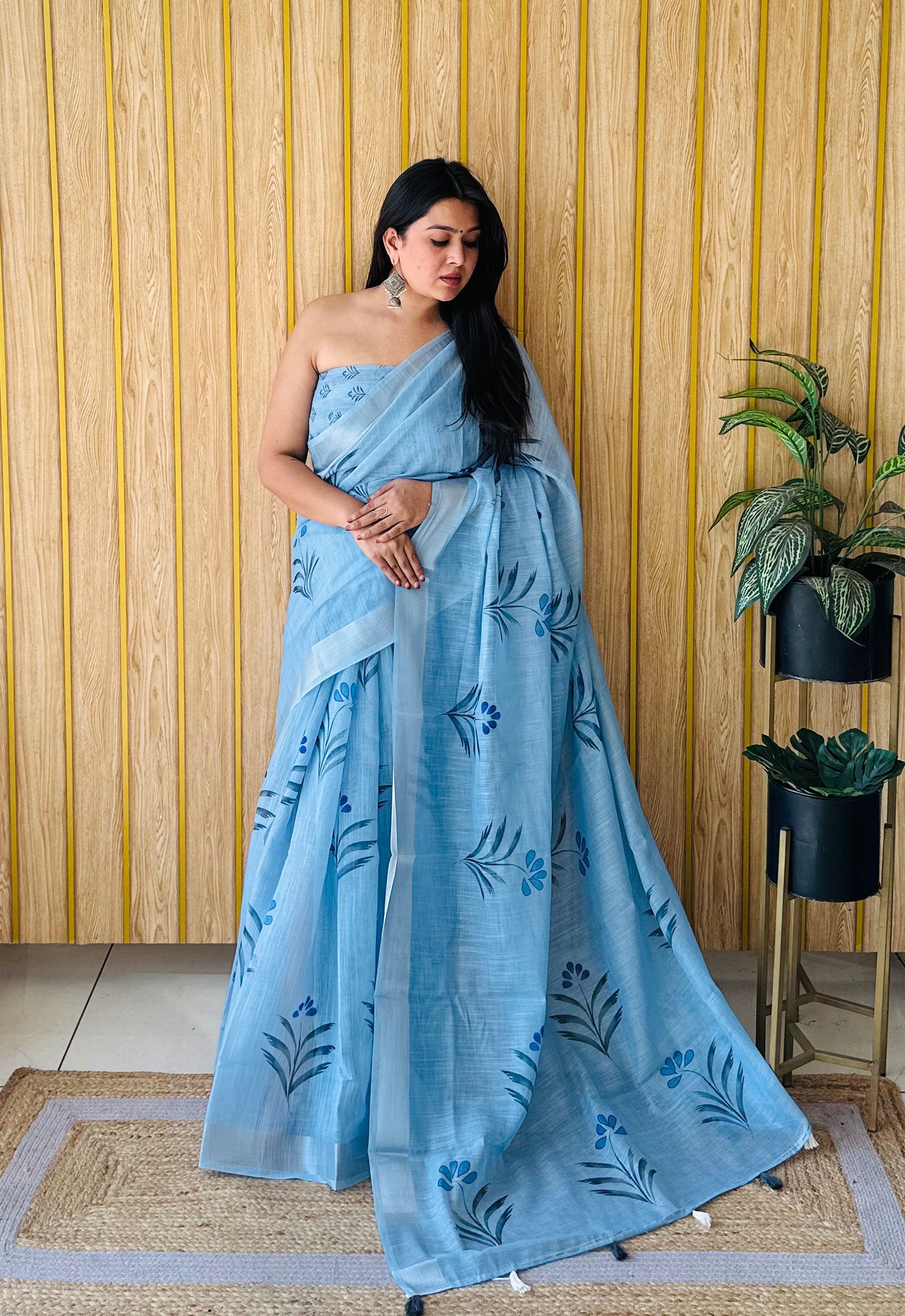 Sky Namrata Soft Linen Cotton Digital Print Sarees With Batik Print With Silver Border