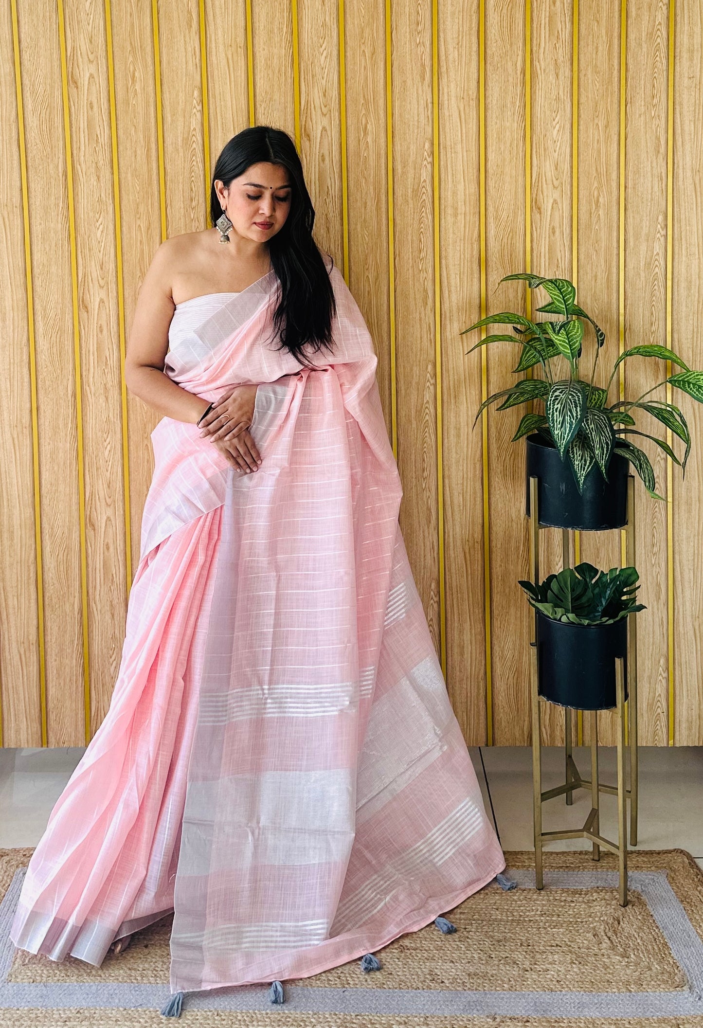 Pink Sidhdhi Linen Soft And Smooth Sarees With Linning Weaving All Over Saree