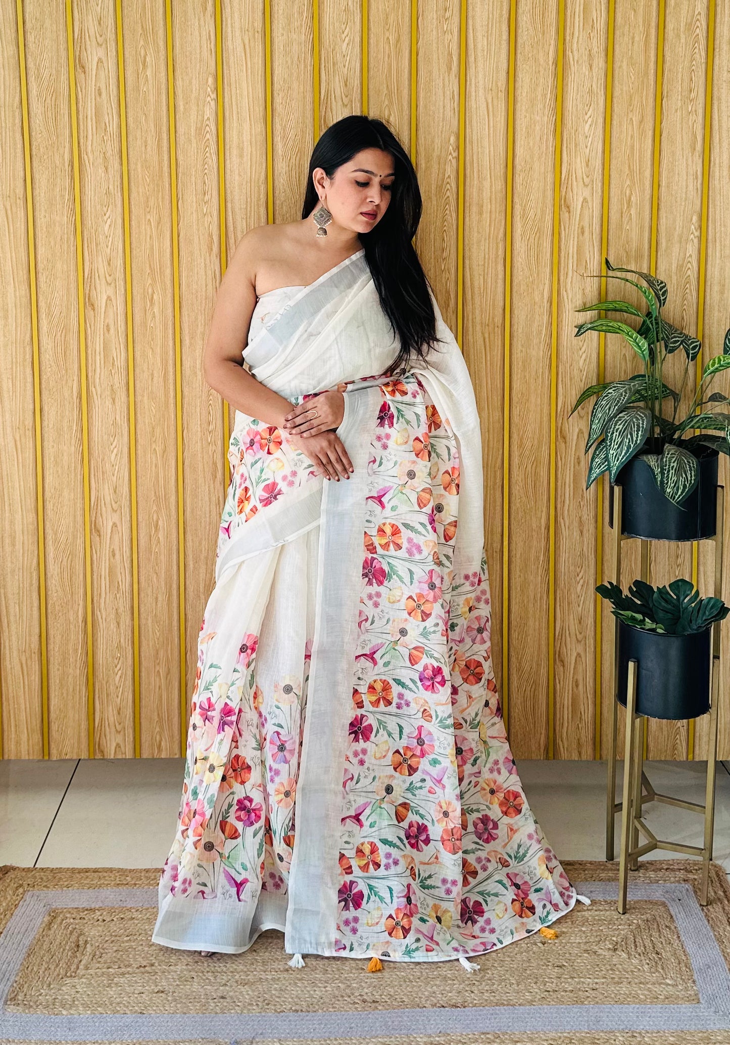 Pista Mayuri Soft Linen Cotton Digital Print Saree With Batik Print With Silver Border
