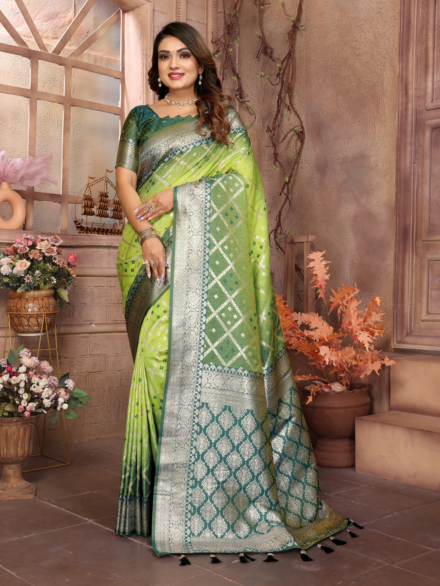 Green Kundan kochi silk saree with beautiful Checks weaving exclusive work soft comfy