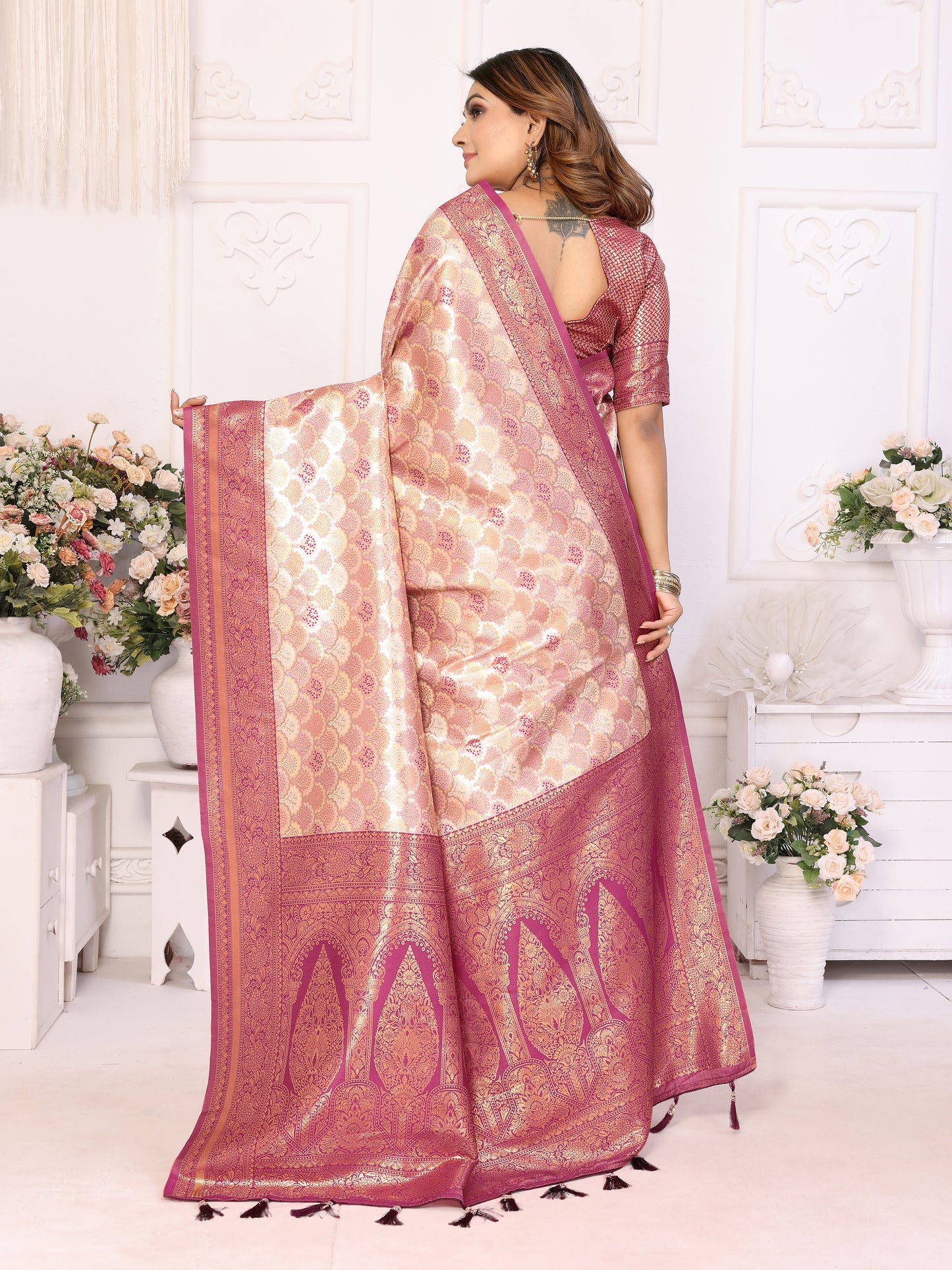 Beige Chaturi-1 Banarasi Chaturi silk saree Jari weaving Border and Weaving rich pallu