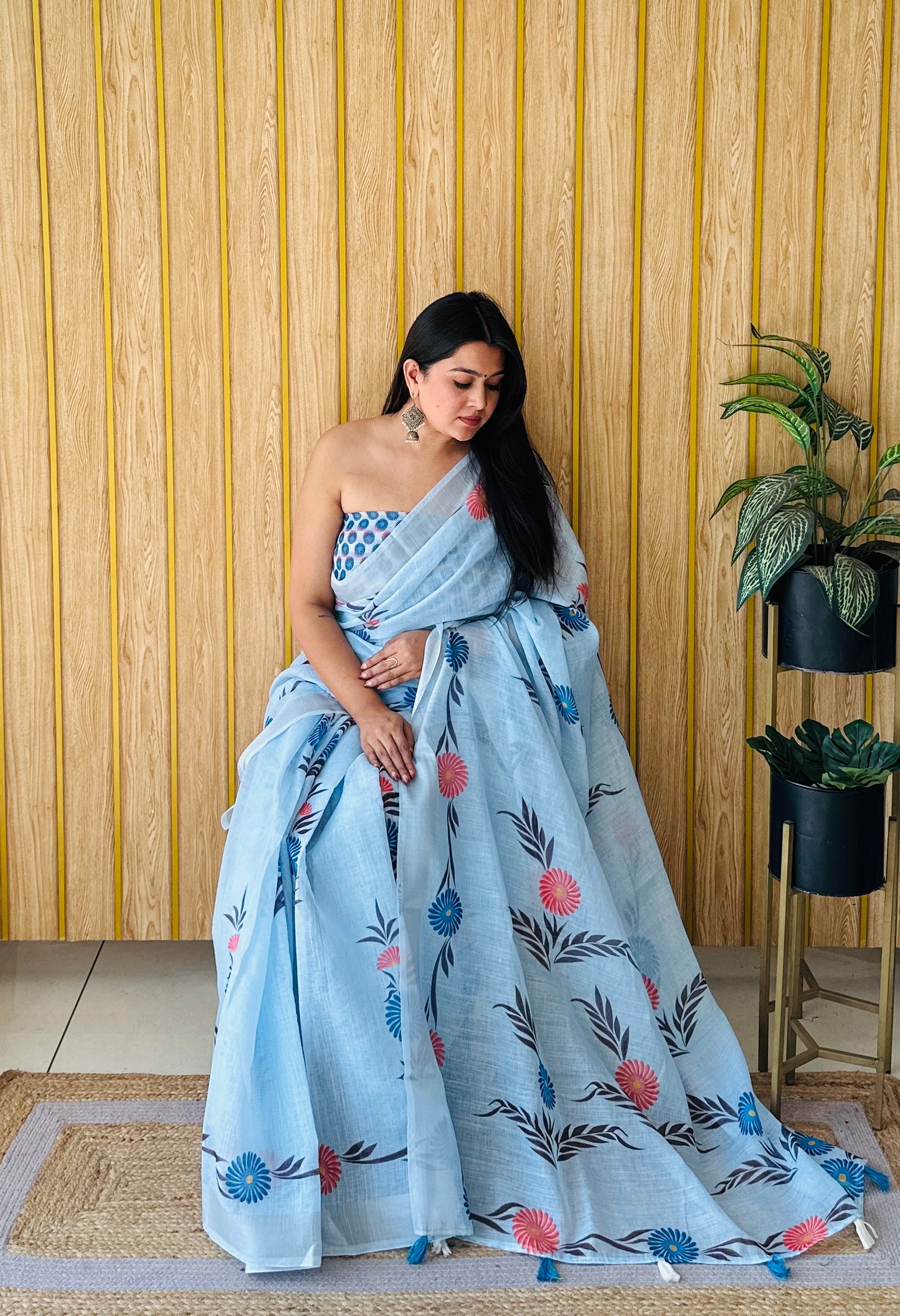 Sky Muskan Soft Linen Cotton Digital Print Sarees With Batik Print With Silver Border