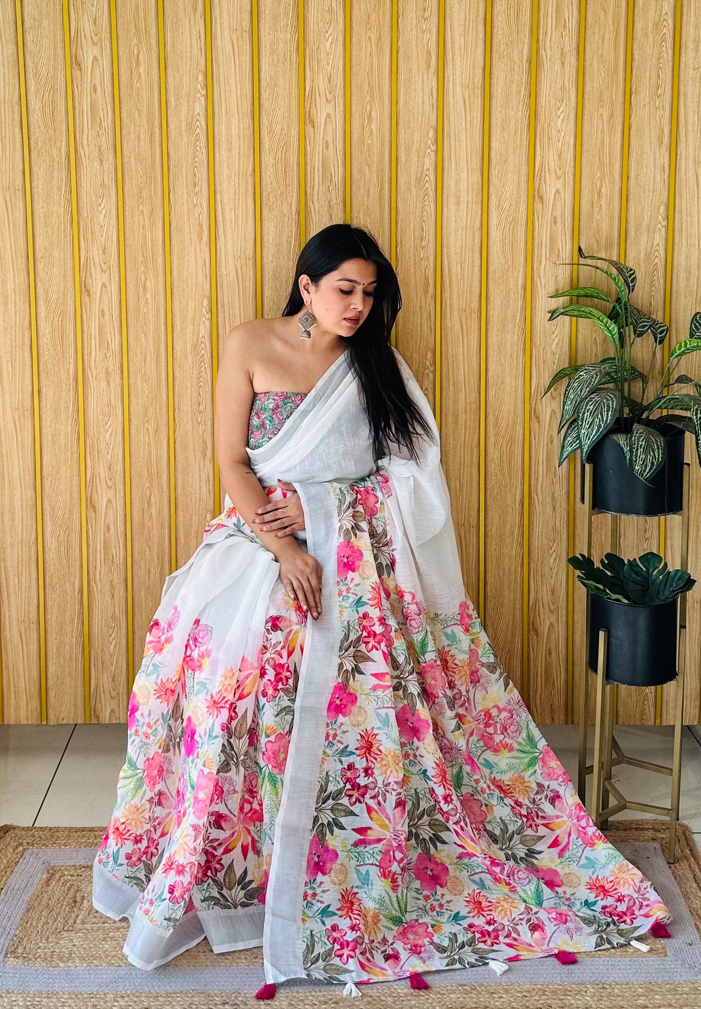 White Mayuri Soft Linen Cotton Digital Print Saree With Batik Print With Silver Border