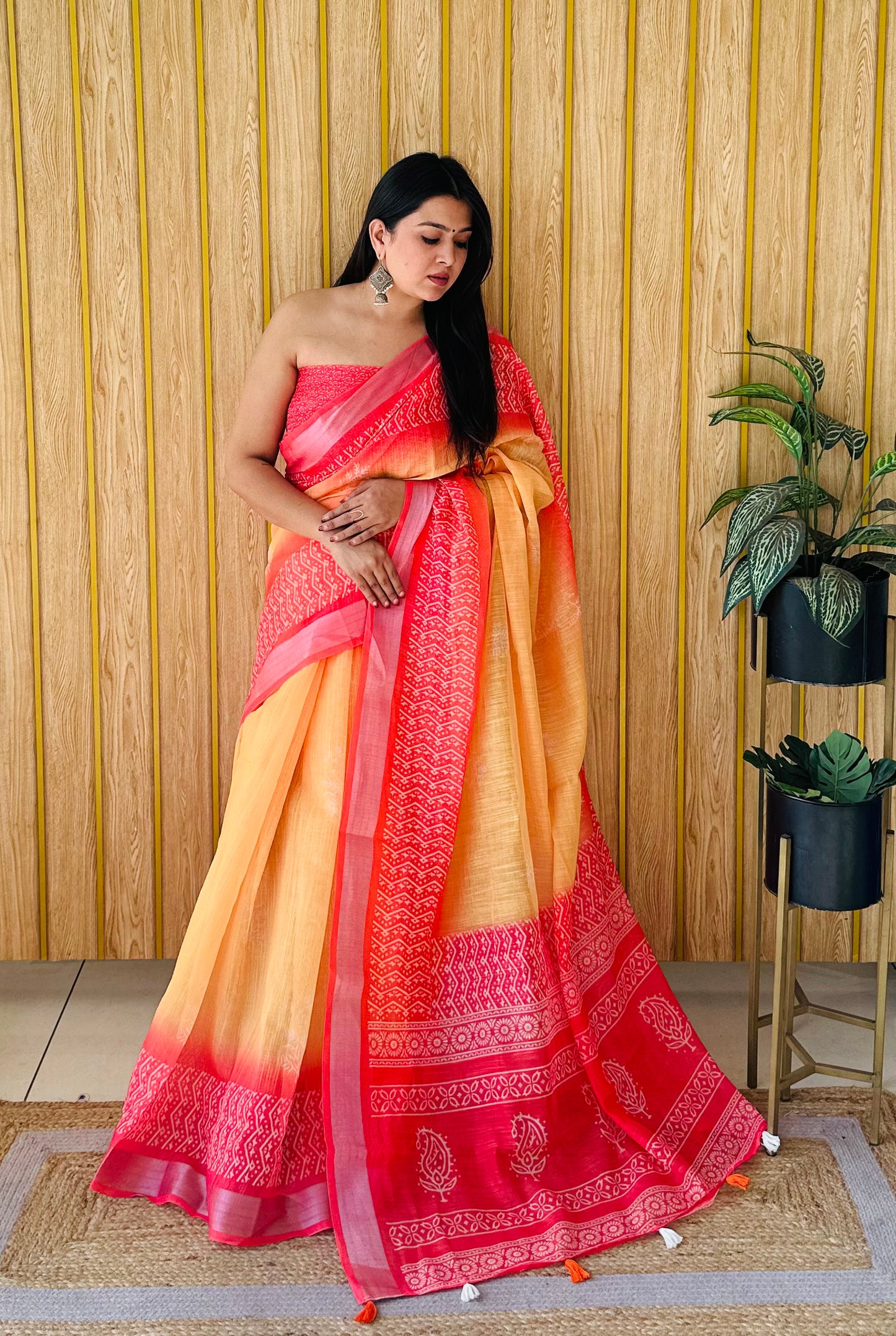 Red And Orange Khushboo Soft Linen Cotton Digital Print Sarees With Batik Print With Silver Border