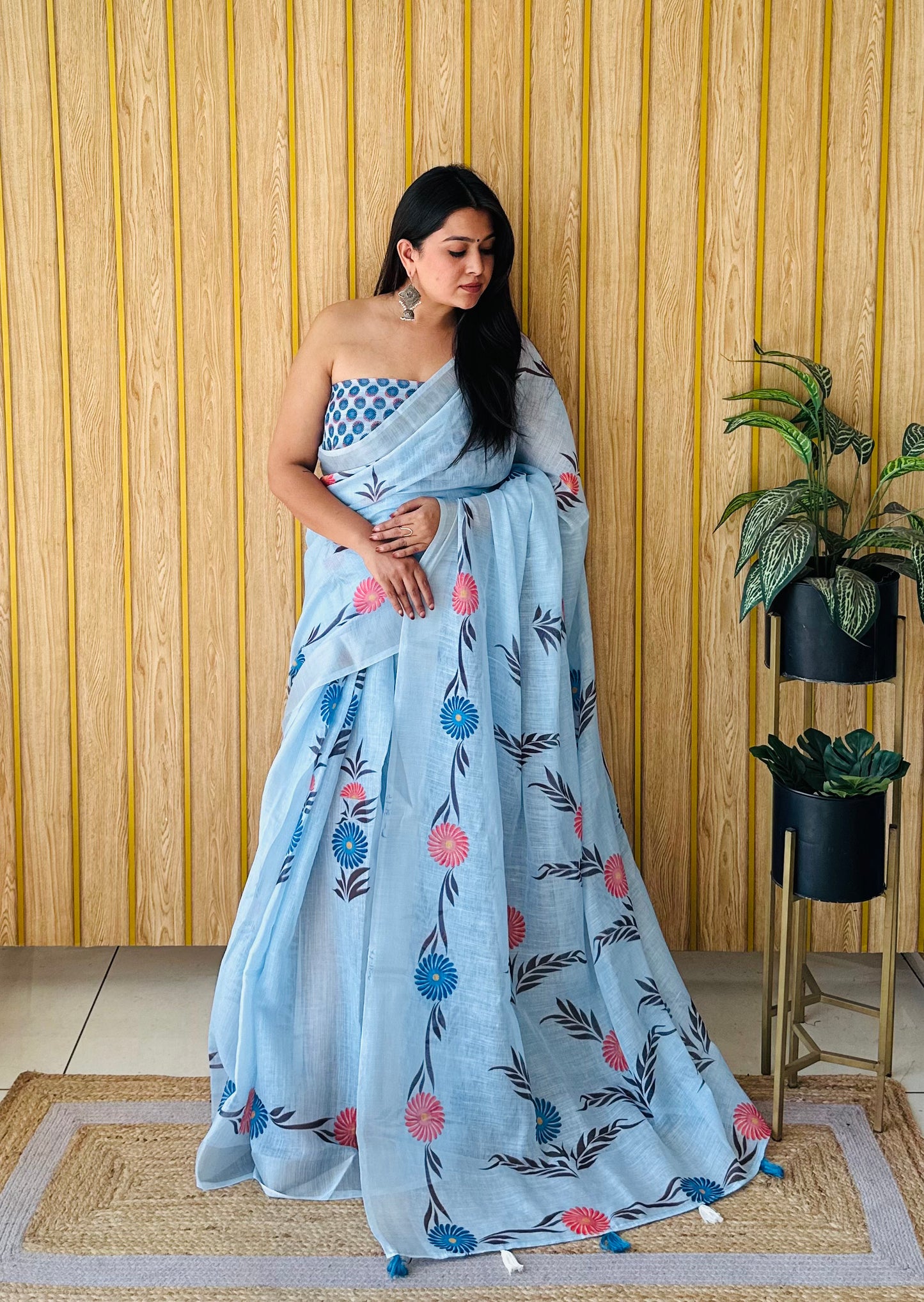 Sky Muskan Soft Linen Cotton Digital Print Sarees With Batik Print With Silver Border