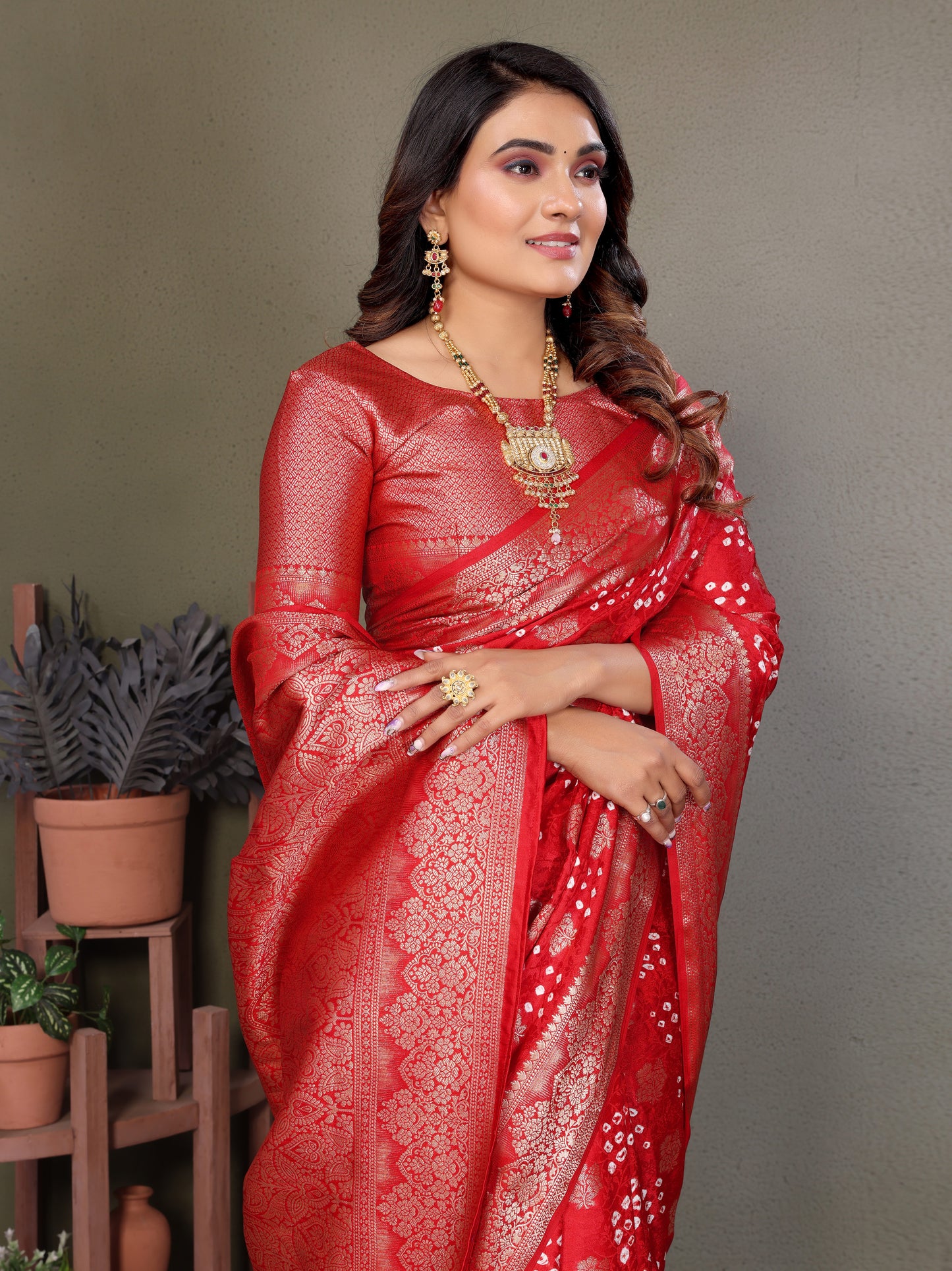 Red Shakuntala Bandhej Silk Saree With Zari Weaving Butta & Zari Rich Pallu With Beautiful Design & Broad Border