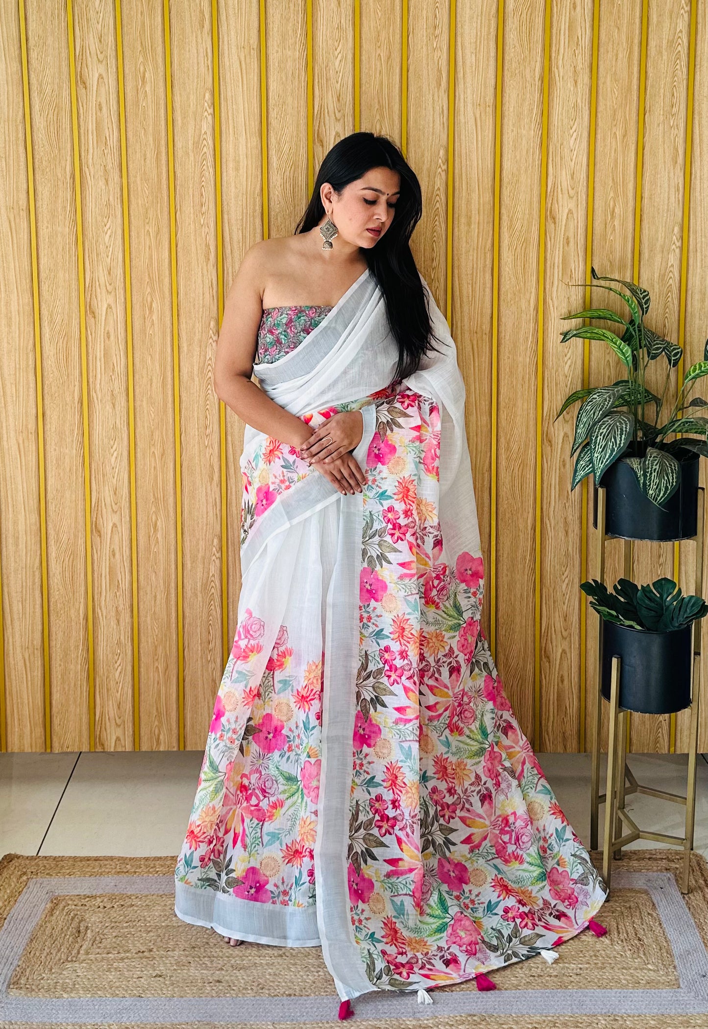 White Mayuri Soft Linen Cotton Digital Print Saree With Batik Print With Silver Border
