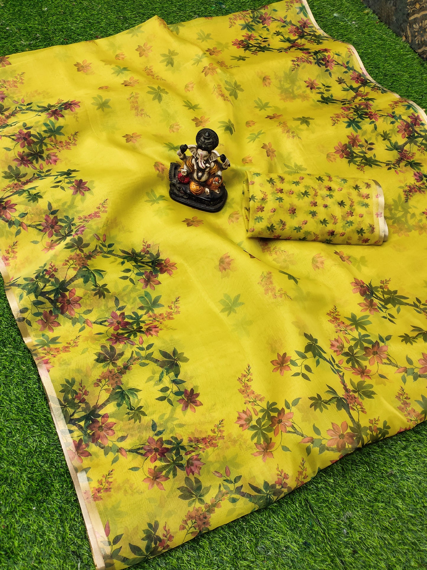 Yellow Mumtaz Organza Digital Print Soft Shiny Art Silk Saree With Inspired Gold Border
