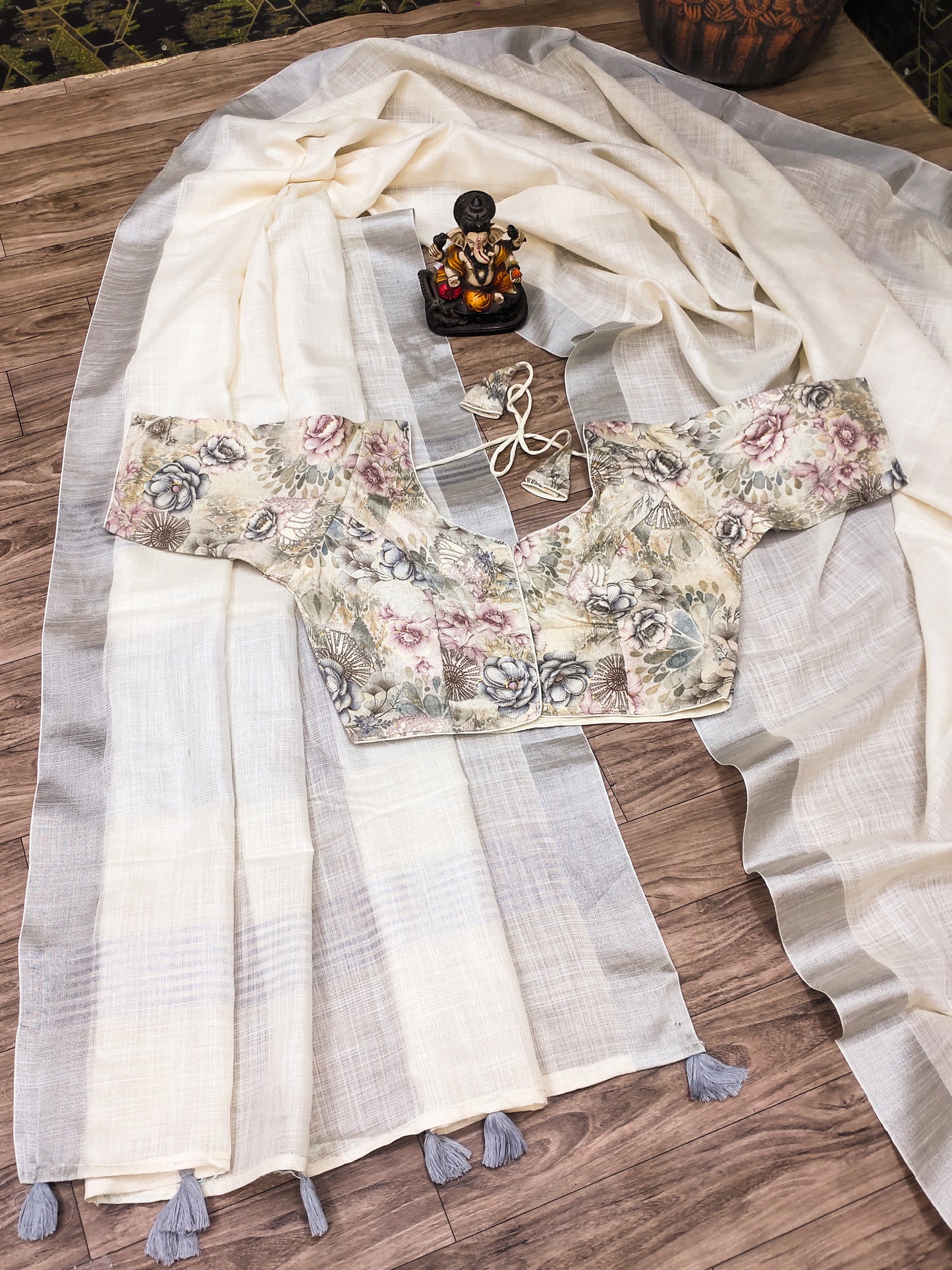 Orange Morni-2 Linen Soft And Smooth Sarees With Plane Weaving All Over Saree with Silver jari weaving Border