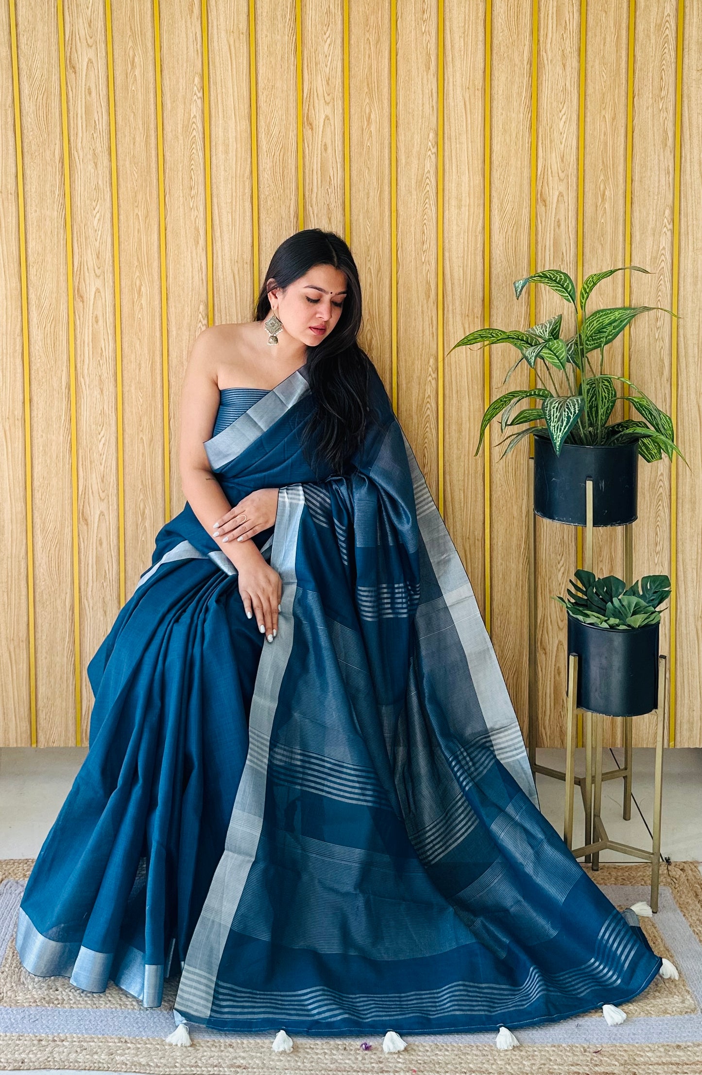 Blue Amanat Beauty Soft Leaf Linen By Cotton Saree With Silver Jari Border And Silver Border Blouse