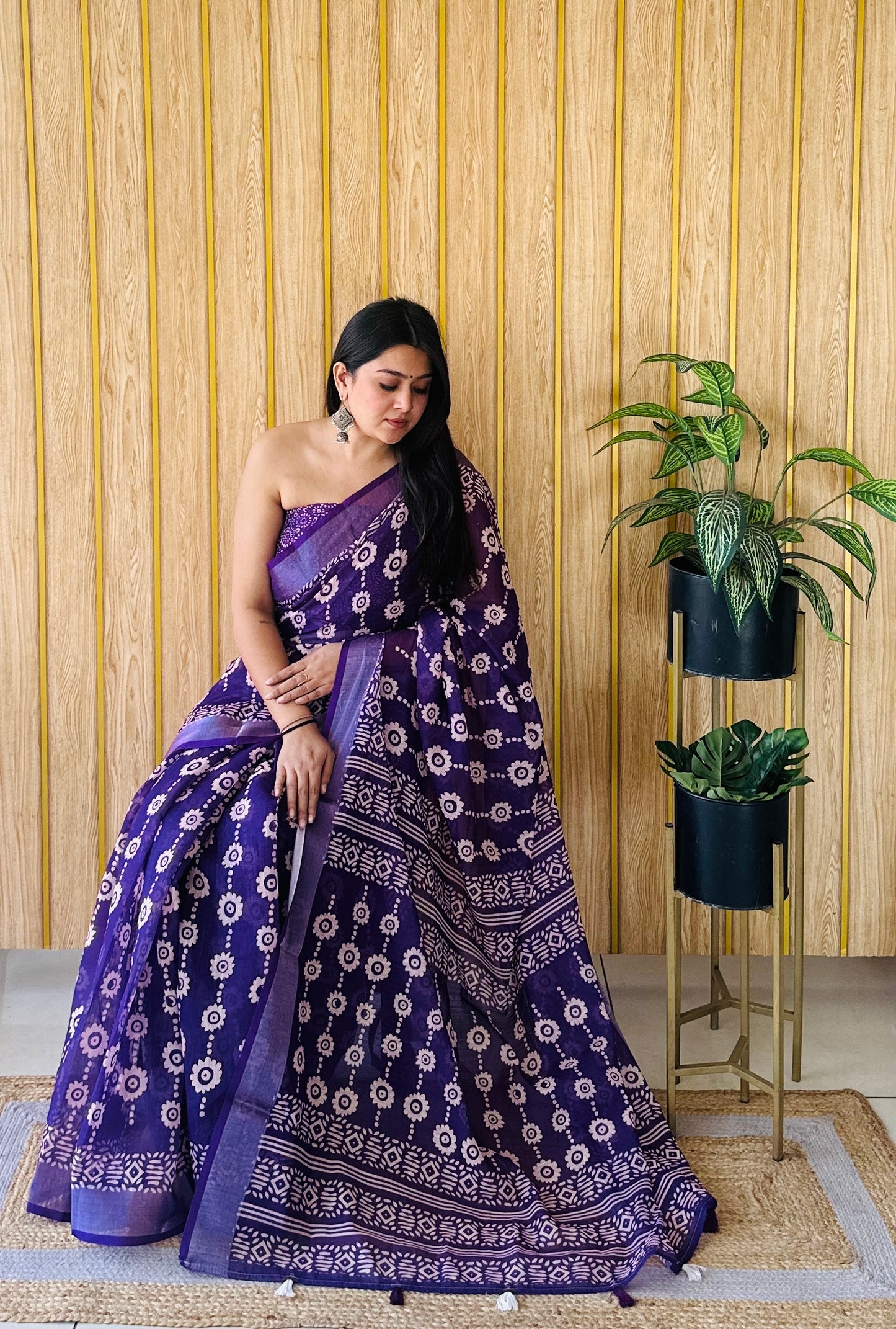 Purple Aarya-3 Soft Linen Cotton Digital Print Sarees With Batik Print With Silver Border