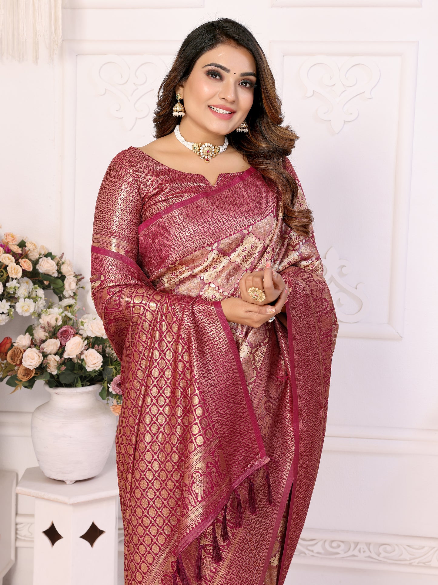 Brown Chaturi-2 Banarasi Chaturi silk saree Jari weaving Border and Weaving rich pallu