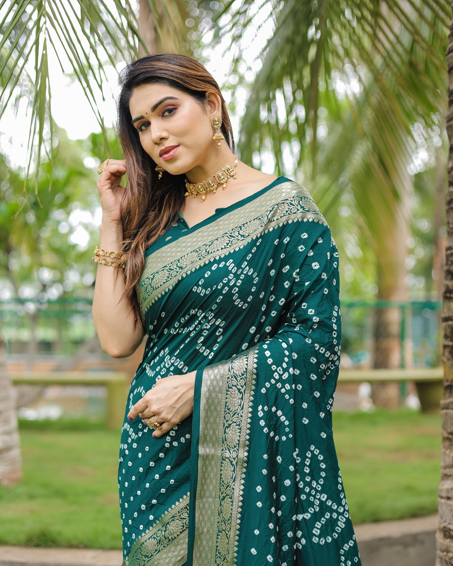Green Padmavati Dola Soft Silk Bandhej Saree With All Over Handmade Bandhej With Jari Weaving Border