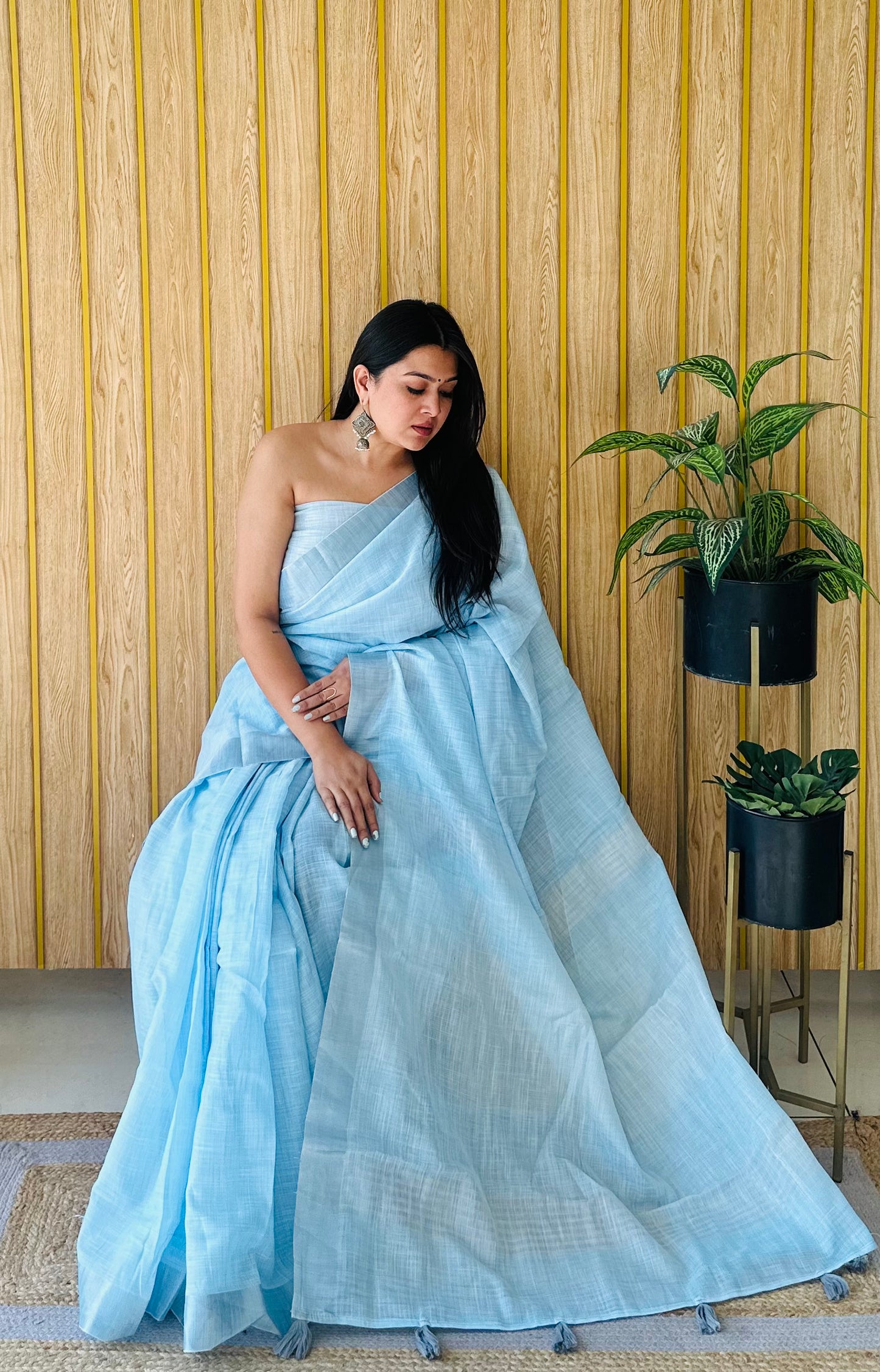 Sky Blue Griva Beauty Soft Leaf Linen Slub By Cotton Saree With Silver Jari Border And Silver Border Blouse