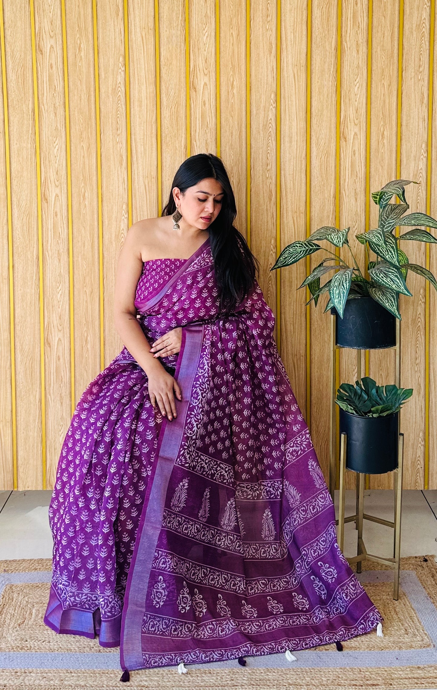 Purple Aarya-1 Soft Linen Cotton Digital Print Sarees With Batik Print With Silver Border