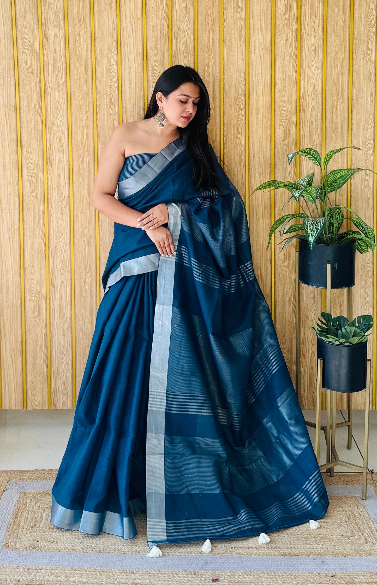 Blue Amanat Beauty Soft Leaf Linen By Cotton Saree With Silver Jari Border And Silver Border Blouse
