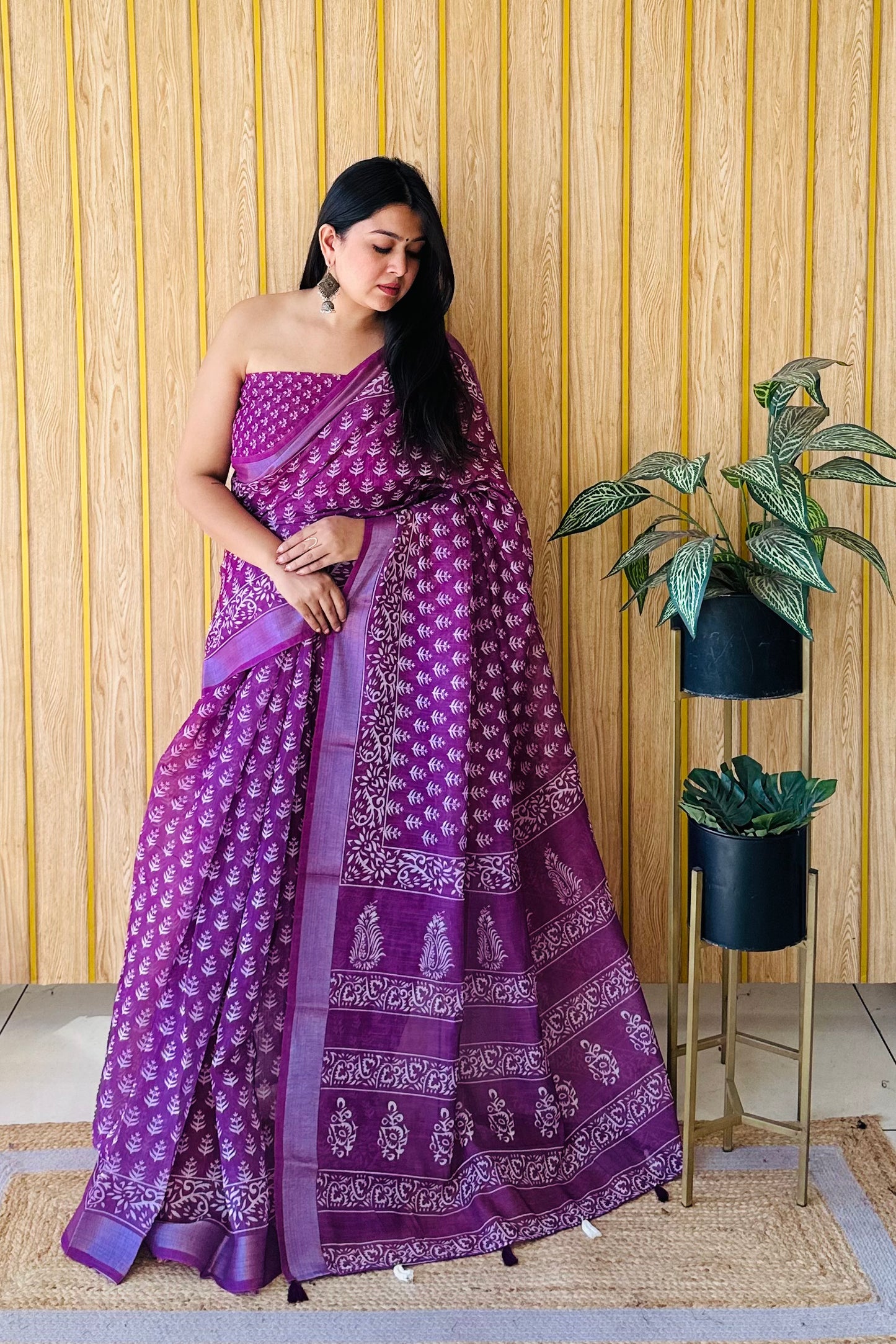 Purple Aarya-1 Soft Linen Cotton Digital Print Sarees With Batik Print With Silver Border