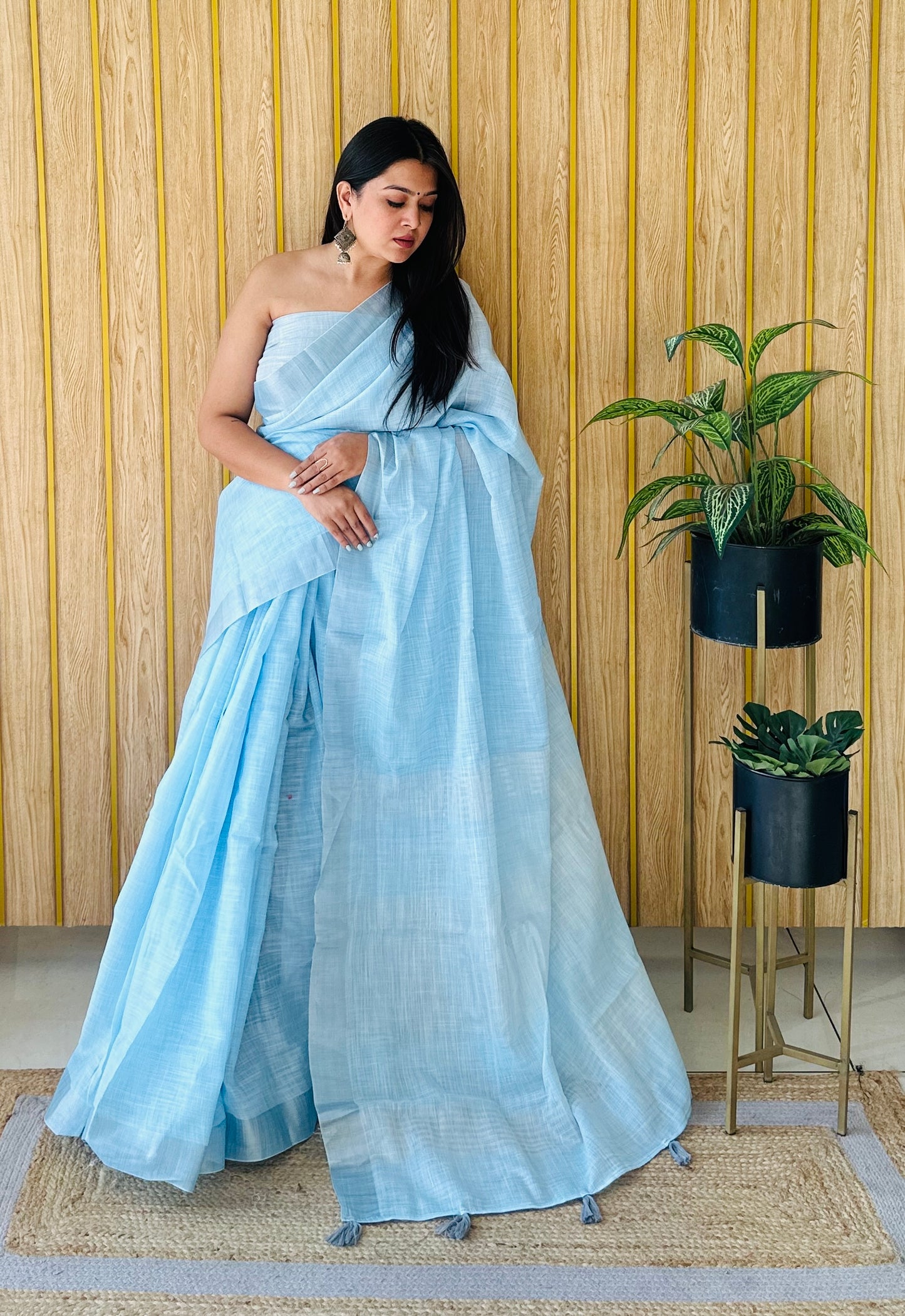 Sky Blue Griva Beauty Soft Leaf Linen Slub By Cotton Saree With Silver Jari Border And Silver Border Blouse