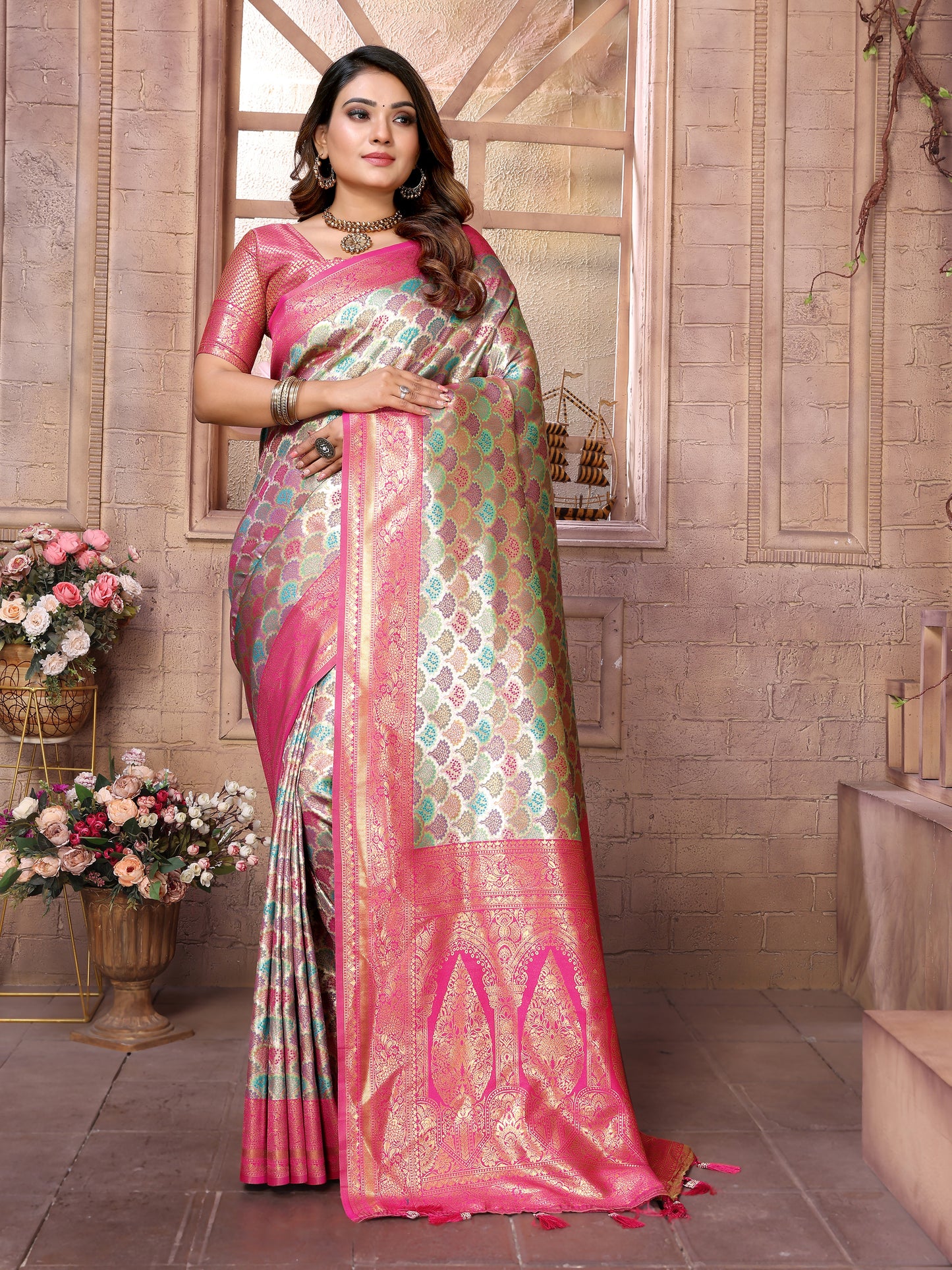 Multi Chaturi-1 Banarasi Chaturi silk saree Jari weaving Border and Weaving rich pallu