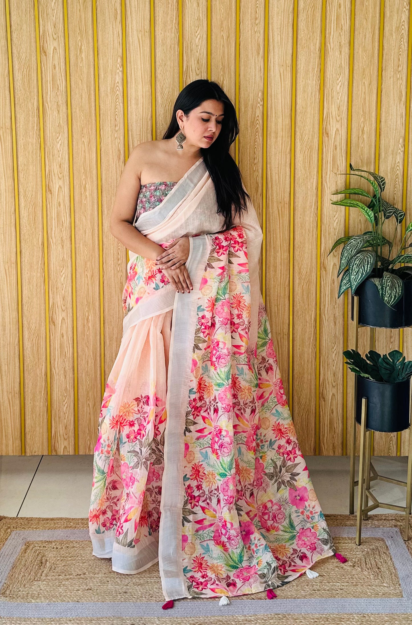 Peach Mayuri Soft Linen Cotton Digital Print Saree With Batik Print With Silver Border