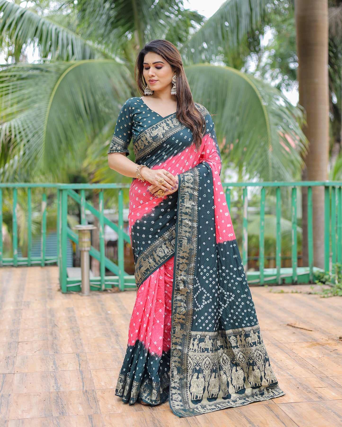 Light Pink Vamika Pure Bandhej Silk Saree With Bandhej Border & Zari Weaving Rich Tissue Pallu