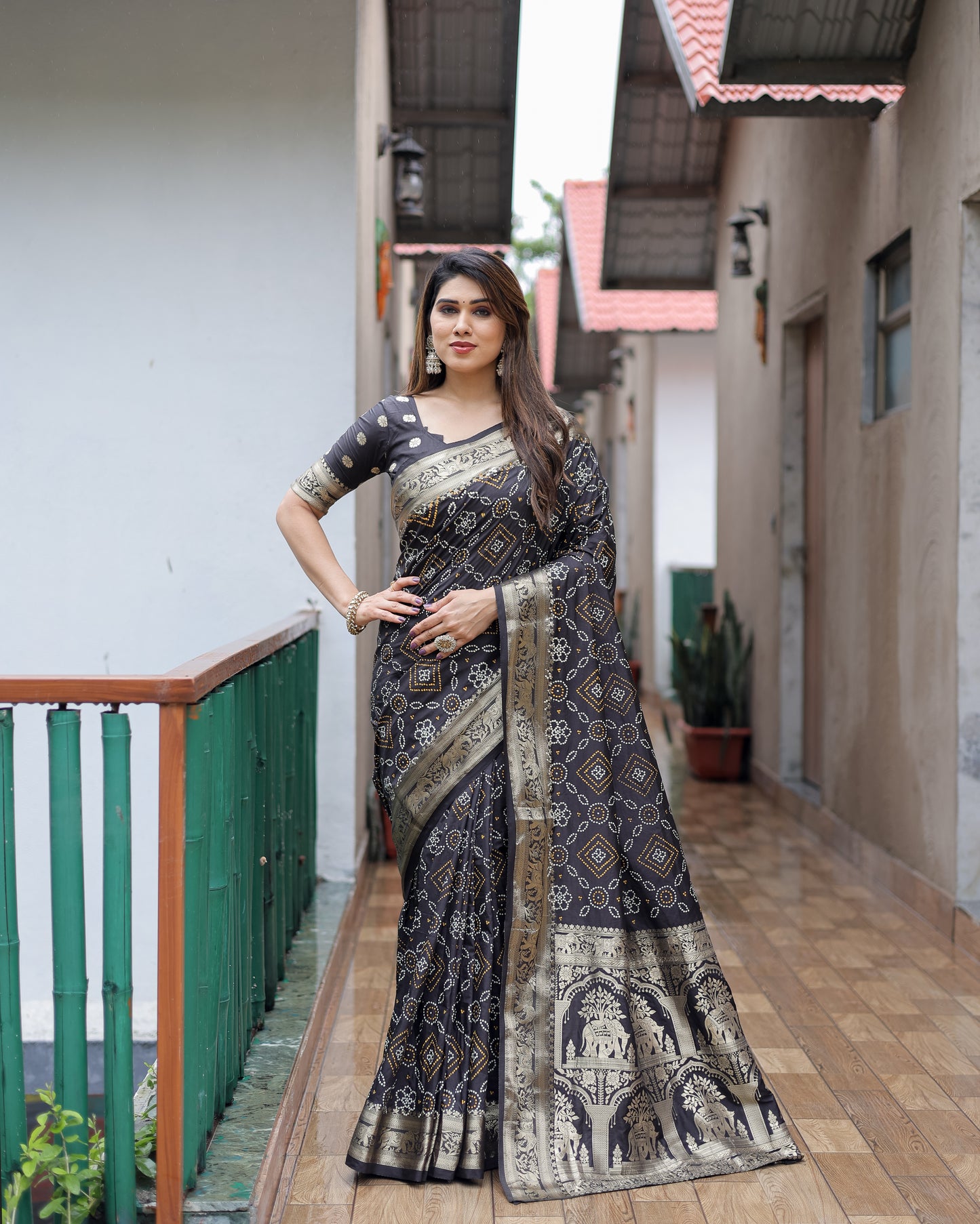 Black Pushpavati Soft Dola Silk Bandhej Sarees With Kanchi Weaving Border With Multicolour Bandhej Block Print Design
