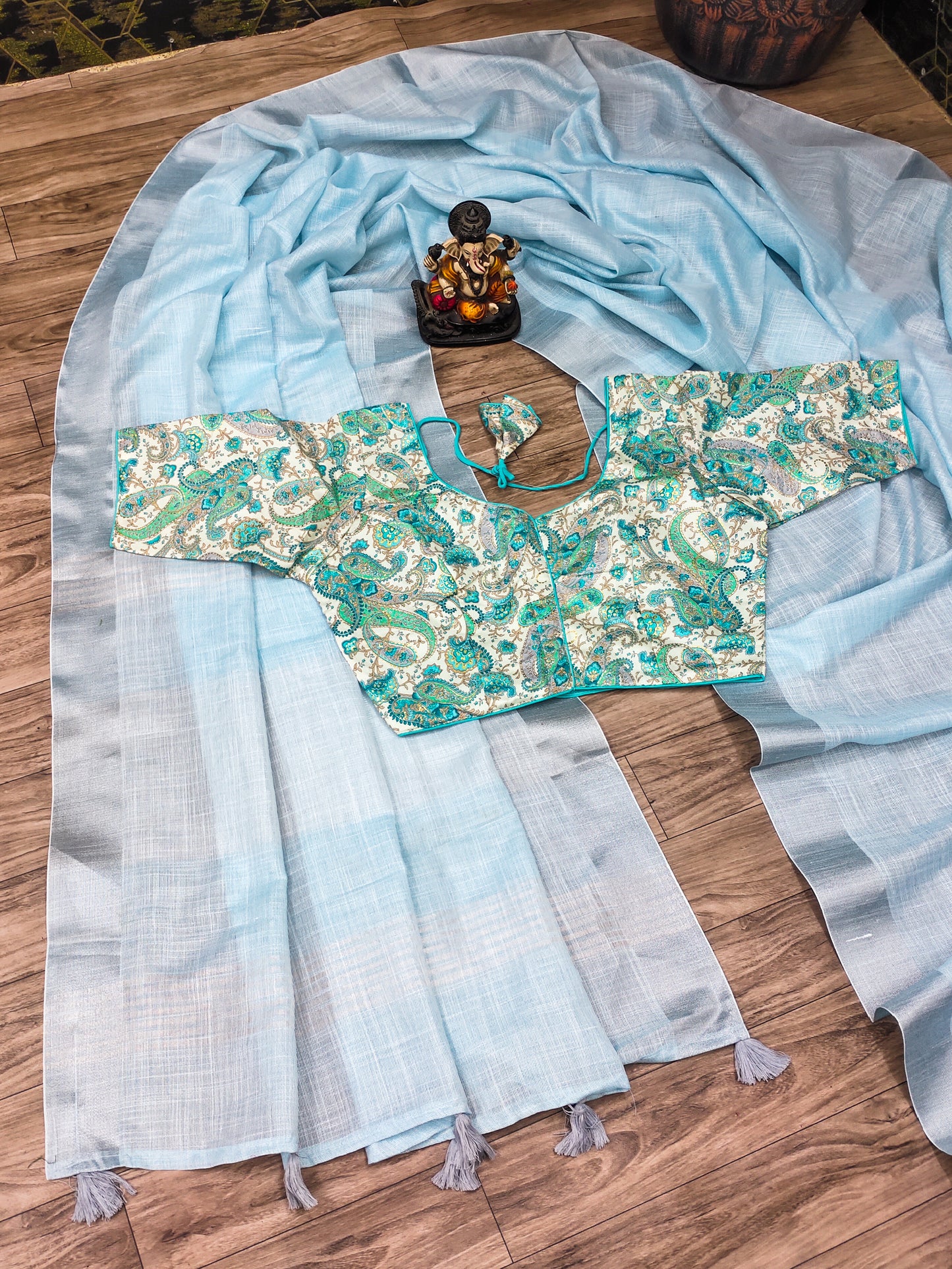 Sky Morni-2 Linen Soft And Smooth Sarees With Plane Weaving All Over Saree with Silver jari weaving Border