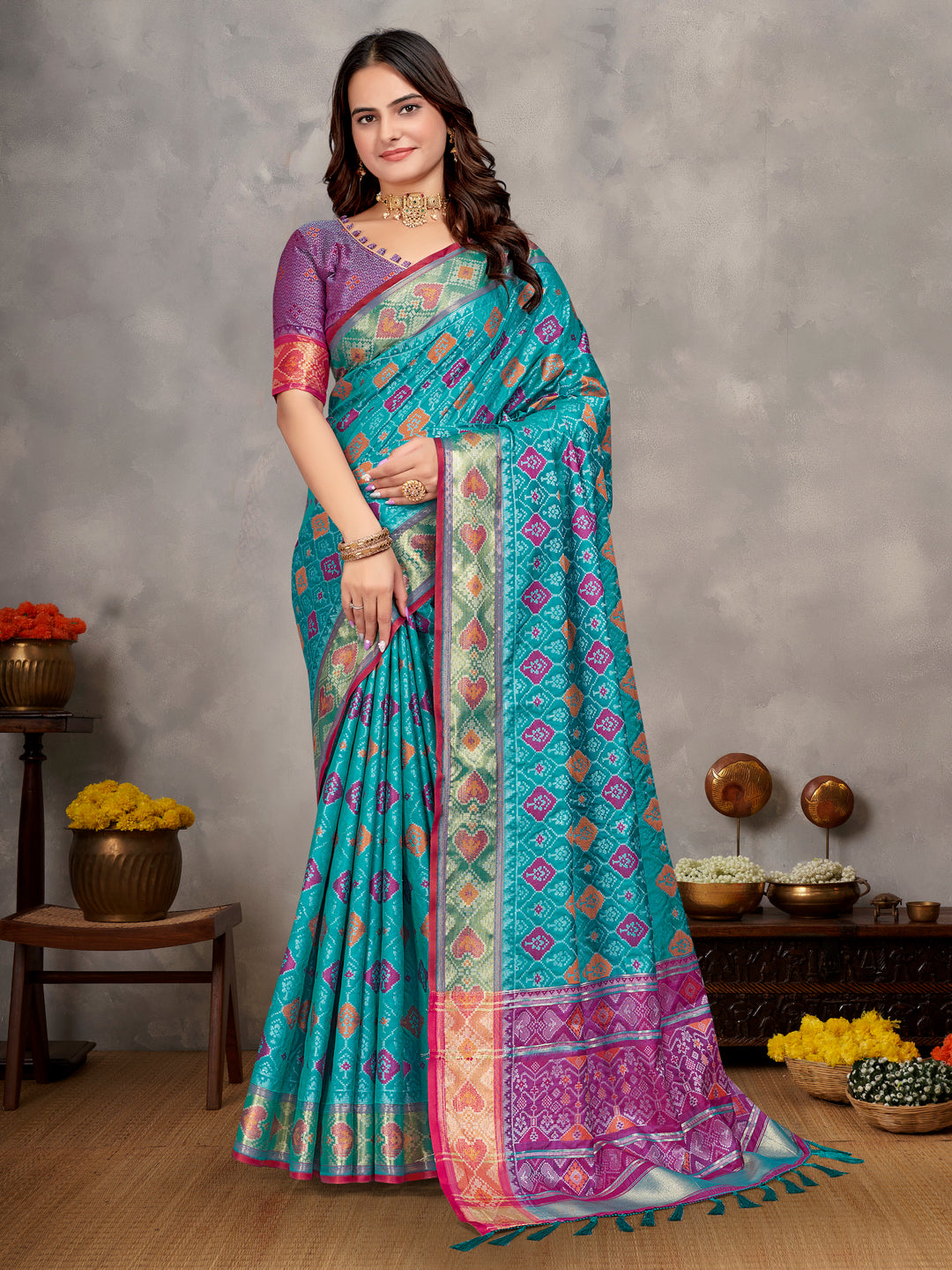 Sky Maya-1 Pure Handloom Silk Ikkat Patola Saree With Kanchi Border and contrast Zari border