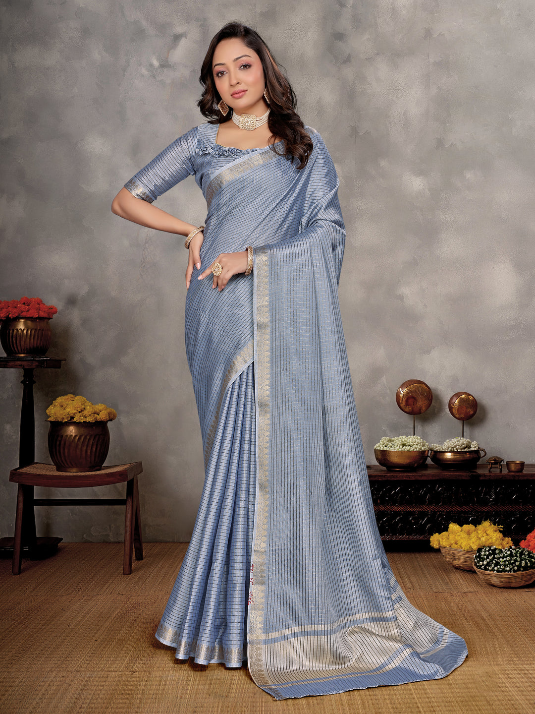Blue Mohini-2 Linen Soft Silk Saree That Has Shine And Shimmer,Sheer Skin With Kanjivaram Border